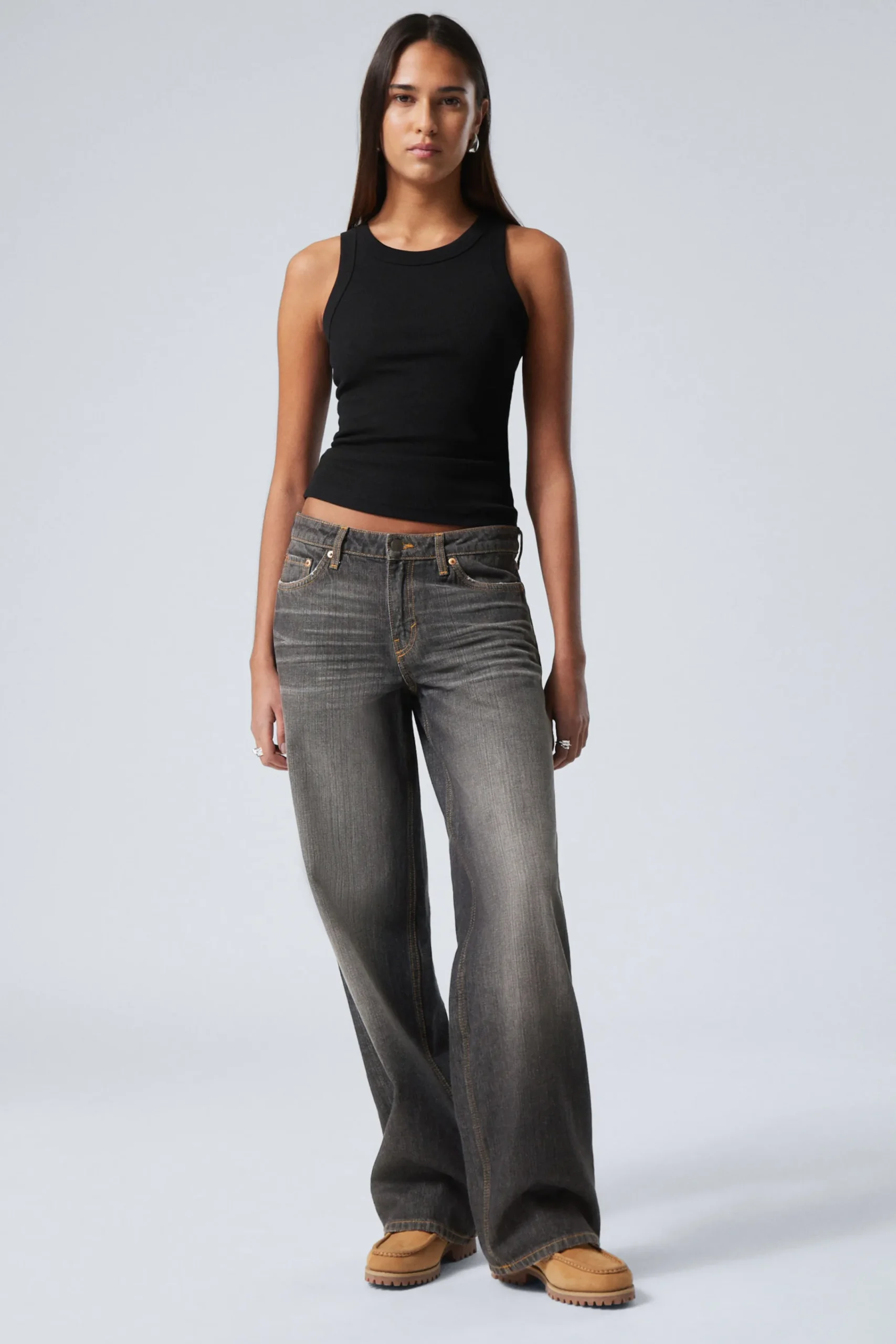 Weekday Jeans<AMPLE LOW WAIST LOOSE WIDE LEG JEANS