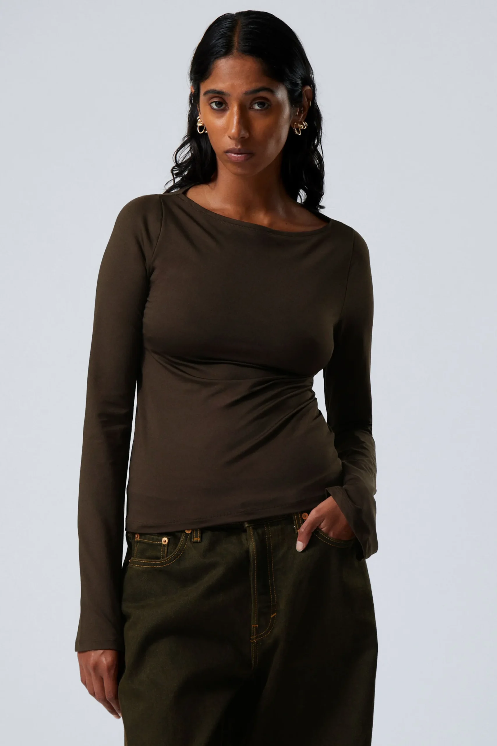 Weekday Toppar<ANNIE BOATNECK LÅNGÄRMAD TOPP