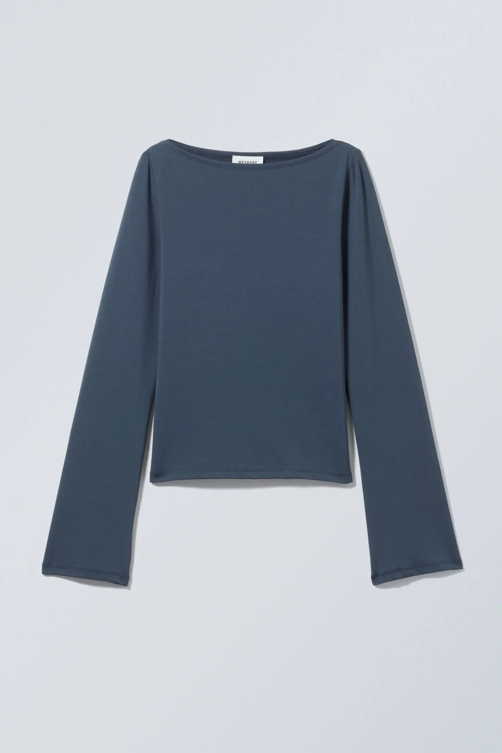 annie_boatneck_lngrmad_topp_2.webp Weekday Toppar<ANNIE BOATNECK LÅNGÄRMAD TOPP