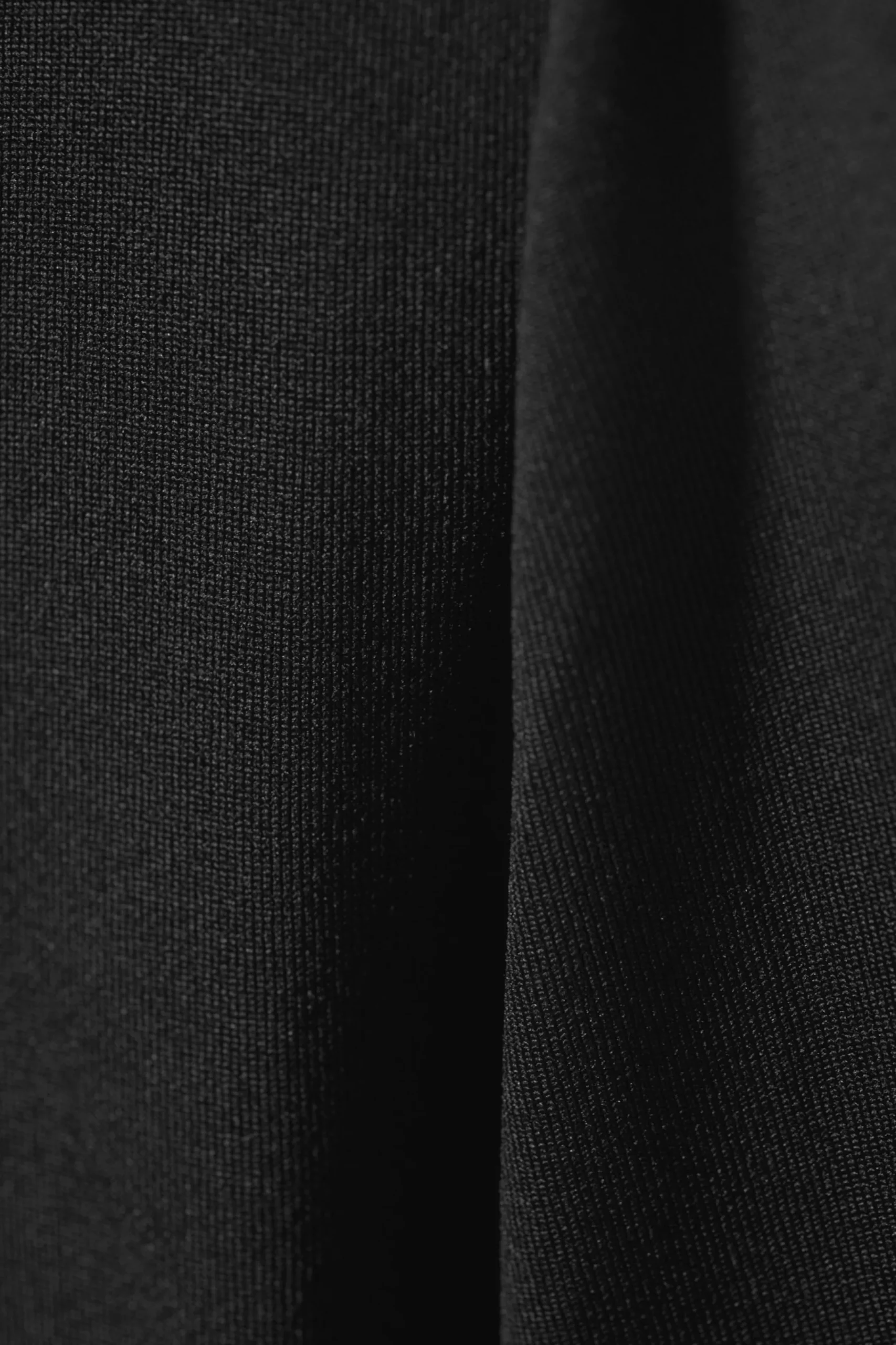 annie_boatneck_lngrmad_topp_4-2.webp Weekday Toppar<ANNIE BOATNECK LÅNGÄRMAD TOPP