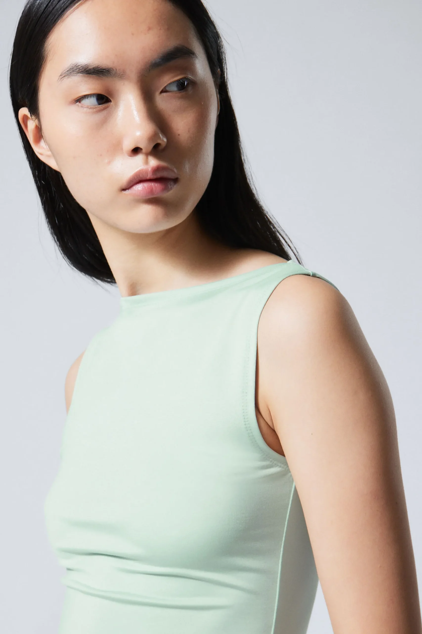 Weekday Toppar<ANNIE BOATNECK SLEEVELESS TOP