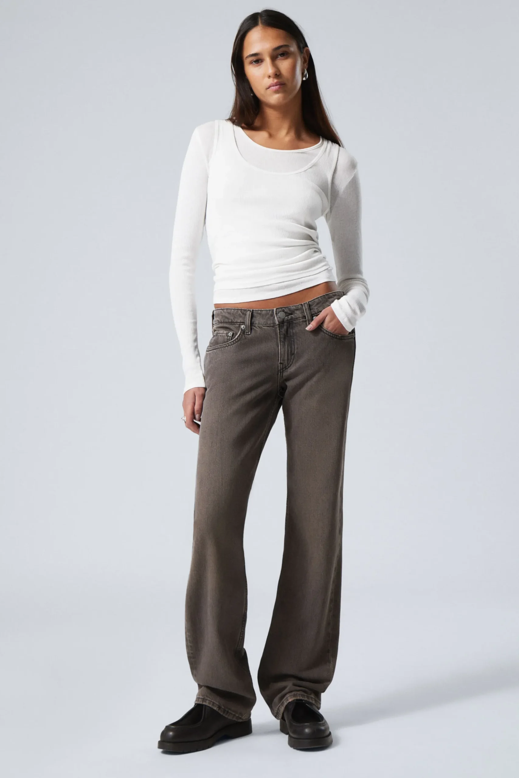 Weekday Jeans<ARROW LOW WAIST REGULAR STRAIGHT LEG JEANS