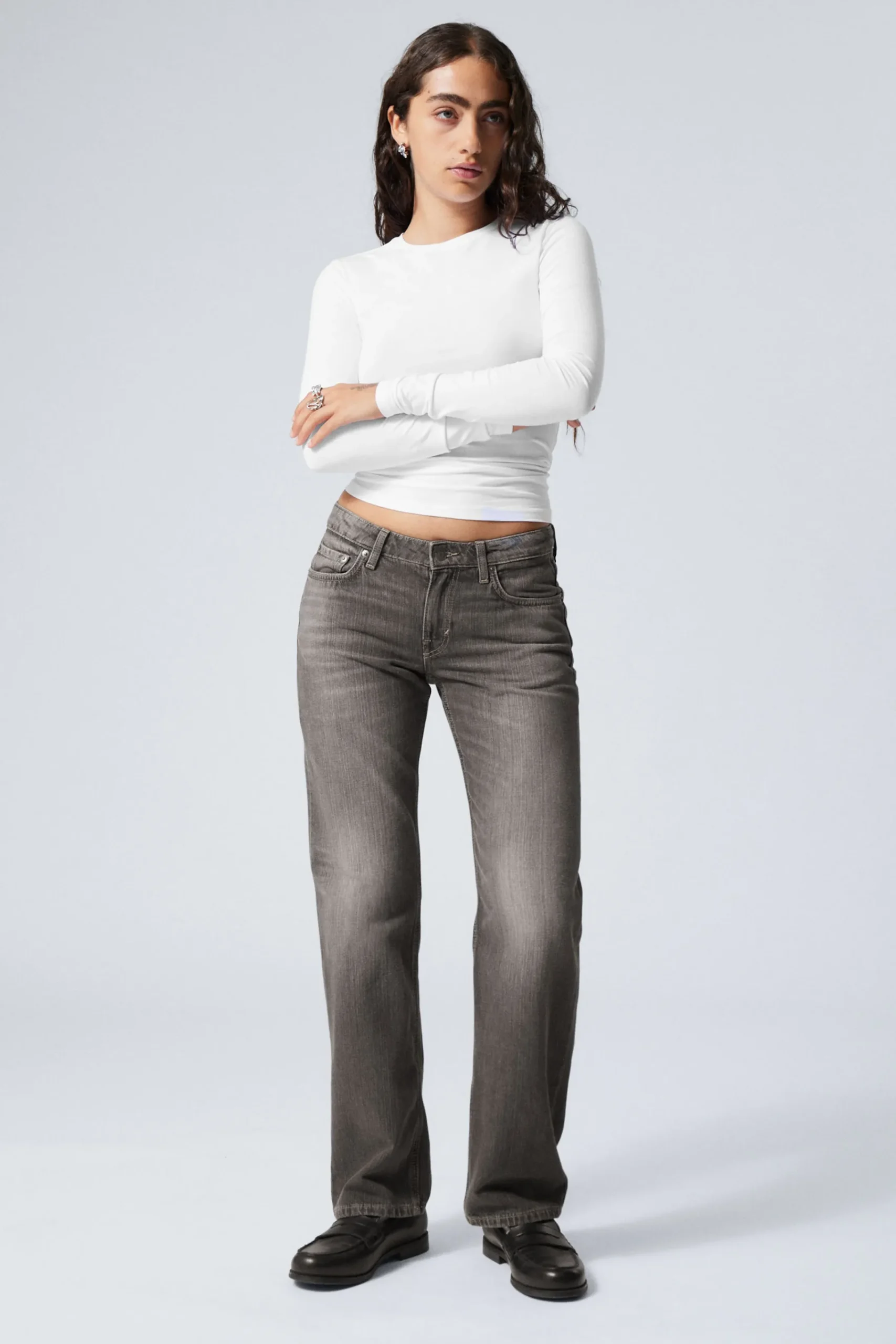 Weekday Jeans<ARROW LOW WAIST REGULAR STRAIGHT LEG JEANS