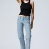 Weekday Jeans<ARROW LOW WAIST REGULAR STRAIGHT LEG JEANS