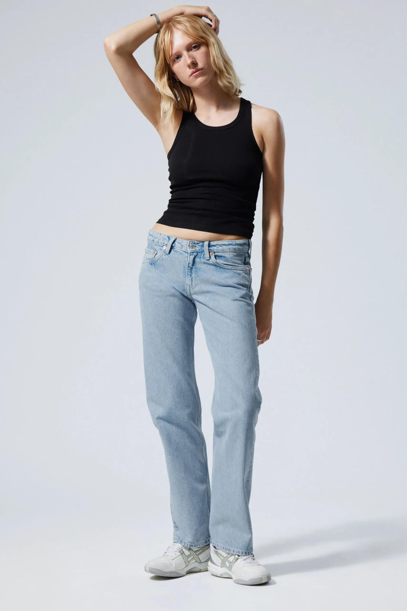 Weekday Jeans<ARROW LOW WAIST REGULAR STRAIGHT LEG JEANS
