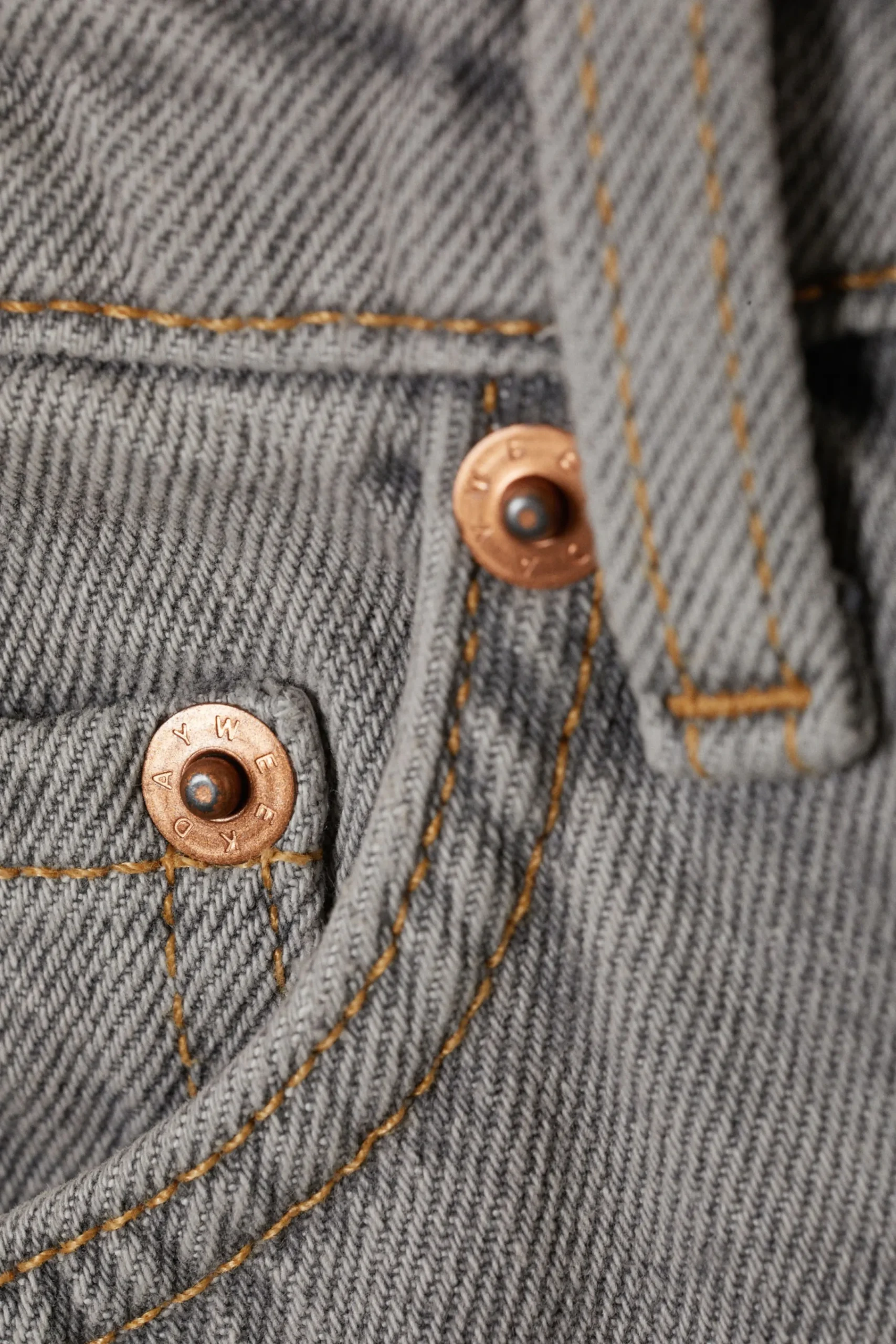Weekday Jeans<ARROW LOW WAIST REGULAR STRAIGHT LEG JEANS