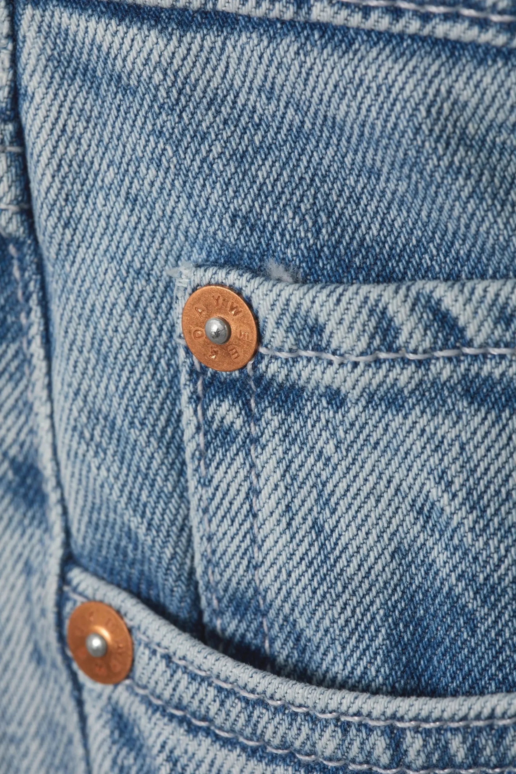 arrow_low_waist_regular_straight_leg_jeans_6.webp Weekday Jeans<ARROW LOW WAIST REGULAR STRAIGHT LEG JEANS