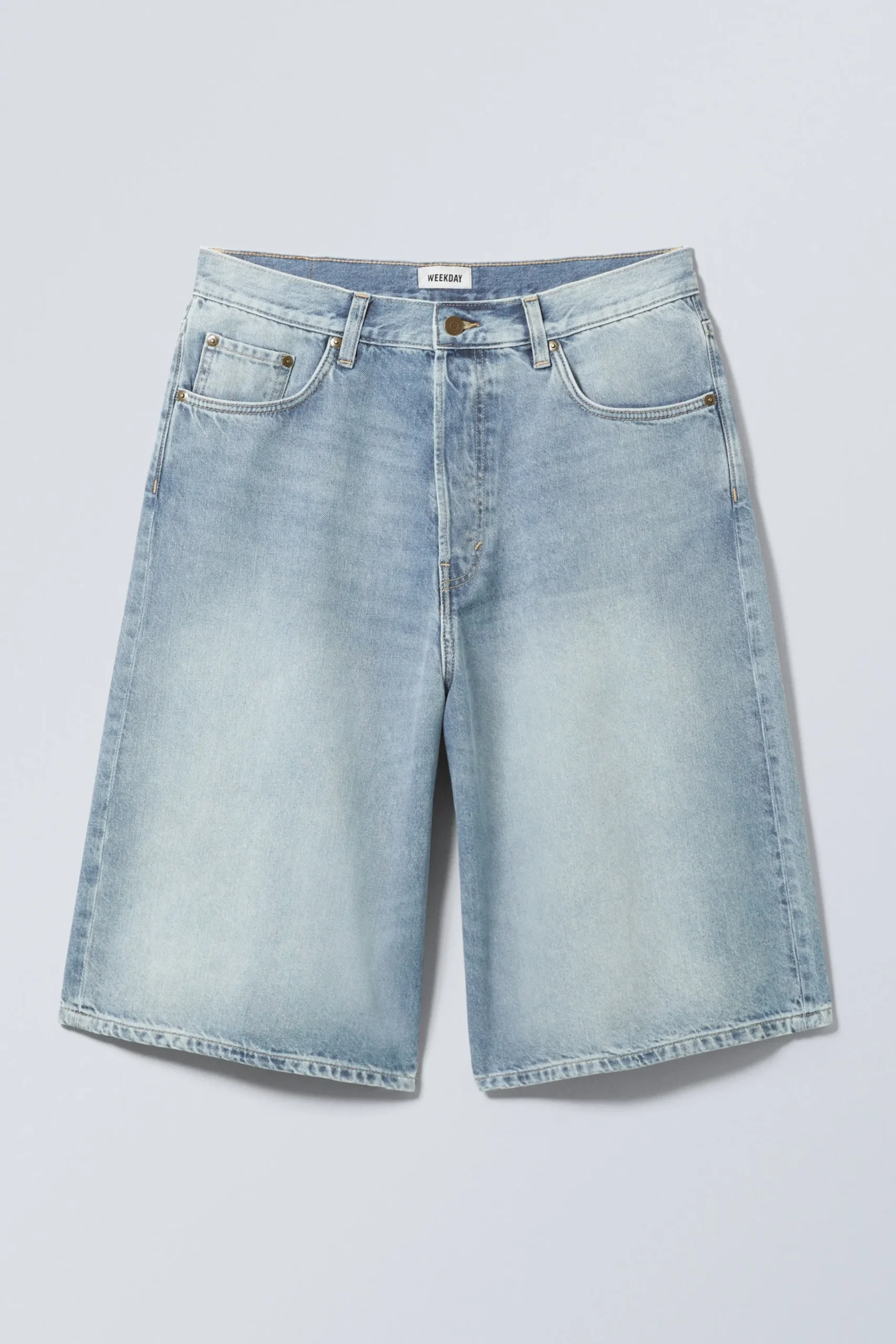 Weekday Shorts | Shorts<ASTRO BAGGY SHORTS I DENIM MED LÖS PASSFORM