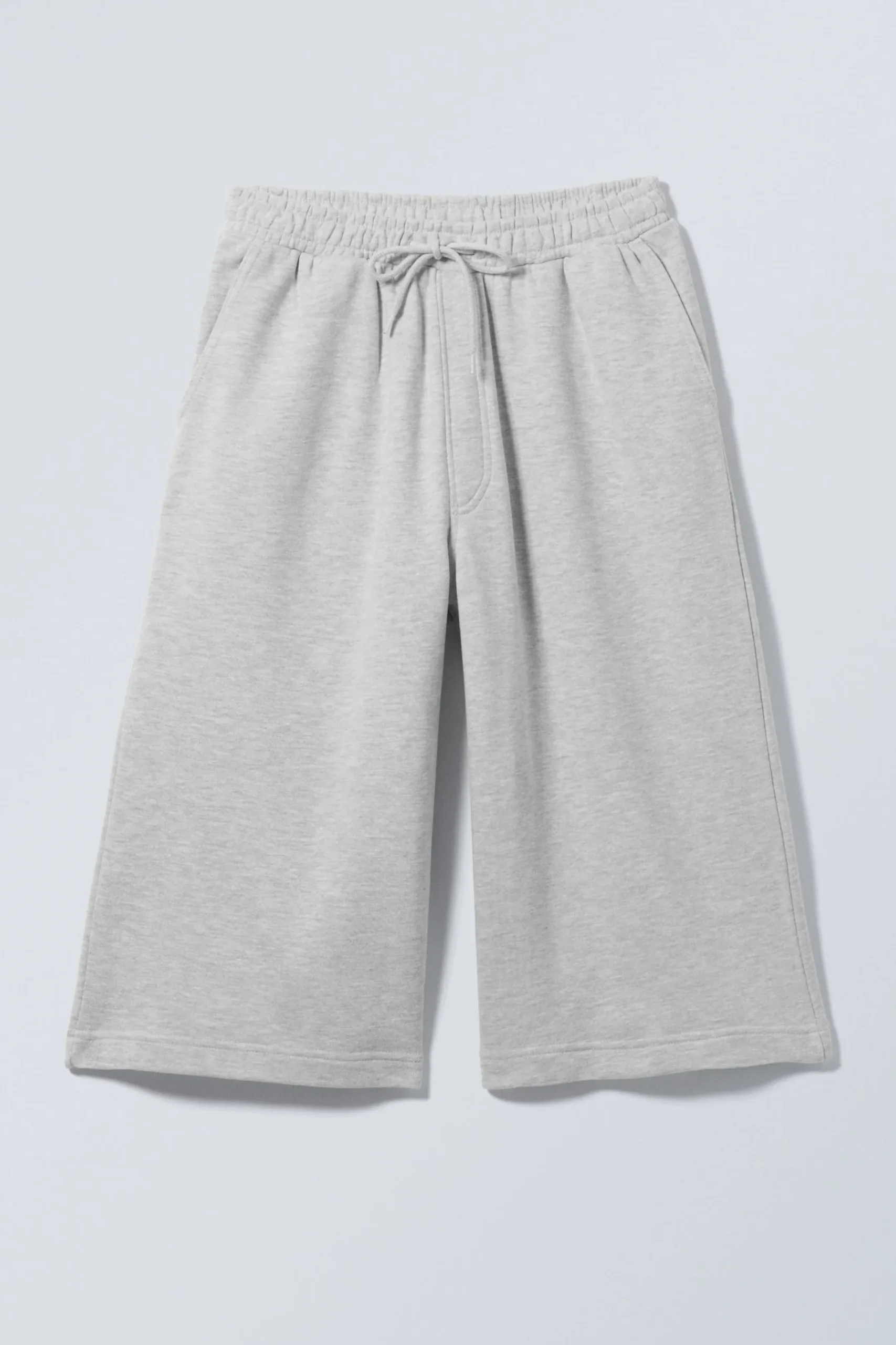 Weekday Shorts<ASTRO LEDIGA TERRY SHORTS