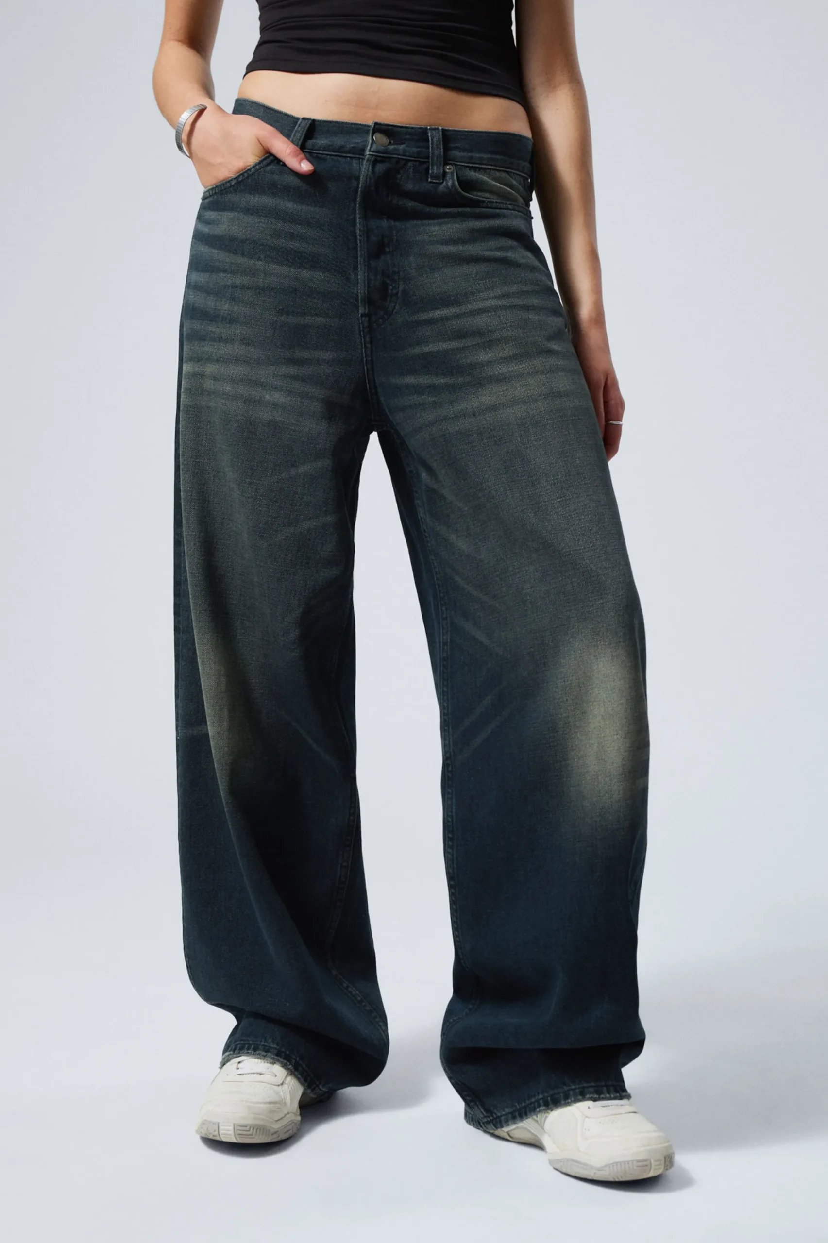 Weekday Jeans | Jeans<ASTRO LOOSE BAGGY LEG JEANS