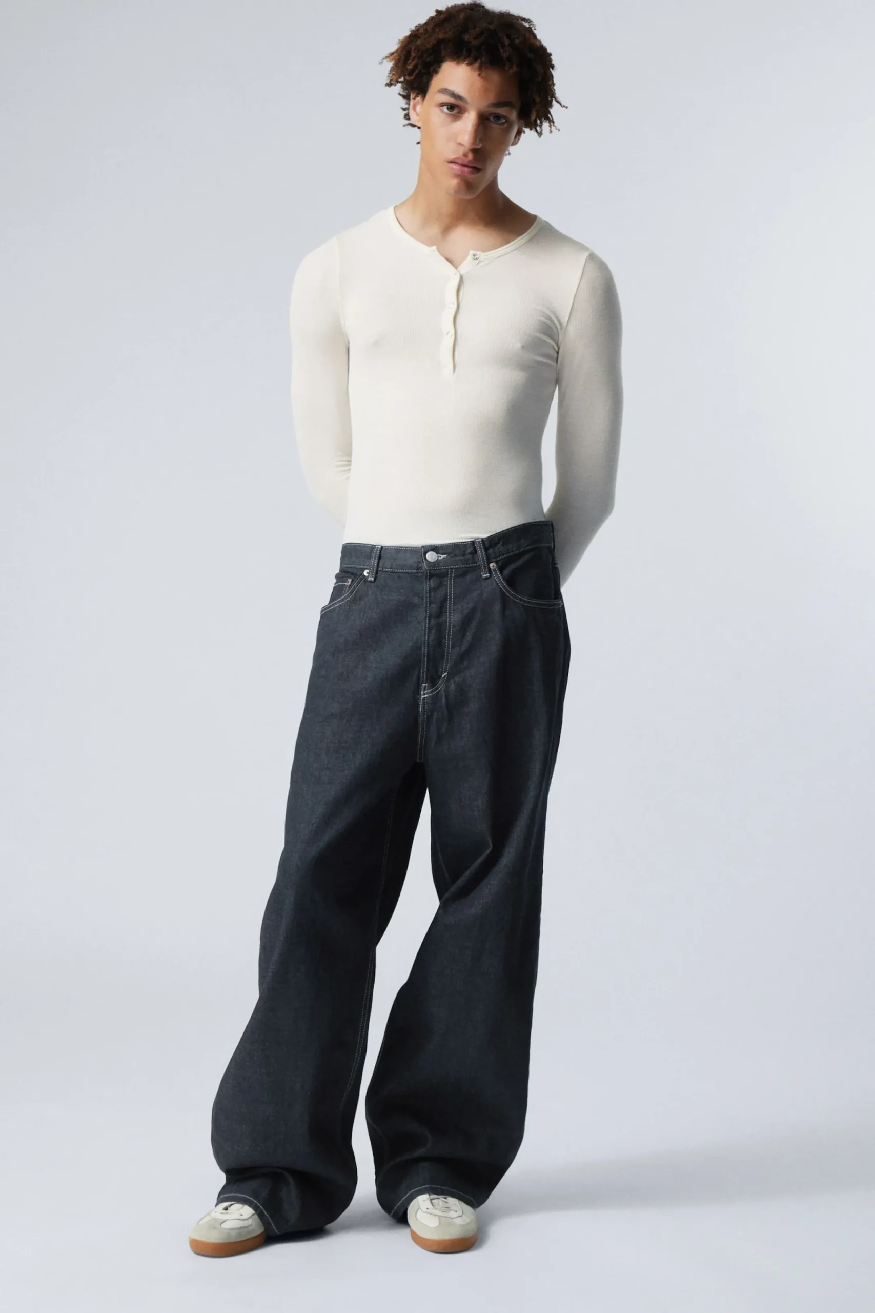 astro_loose_baggy_leg_jeans_2-1.webp Weekday Jeans | Jeans<ASTRO LOOSE BAGGY LEG JEANS