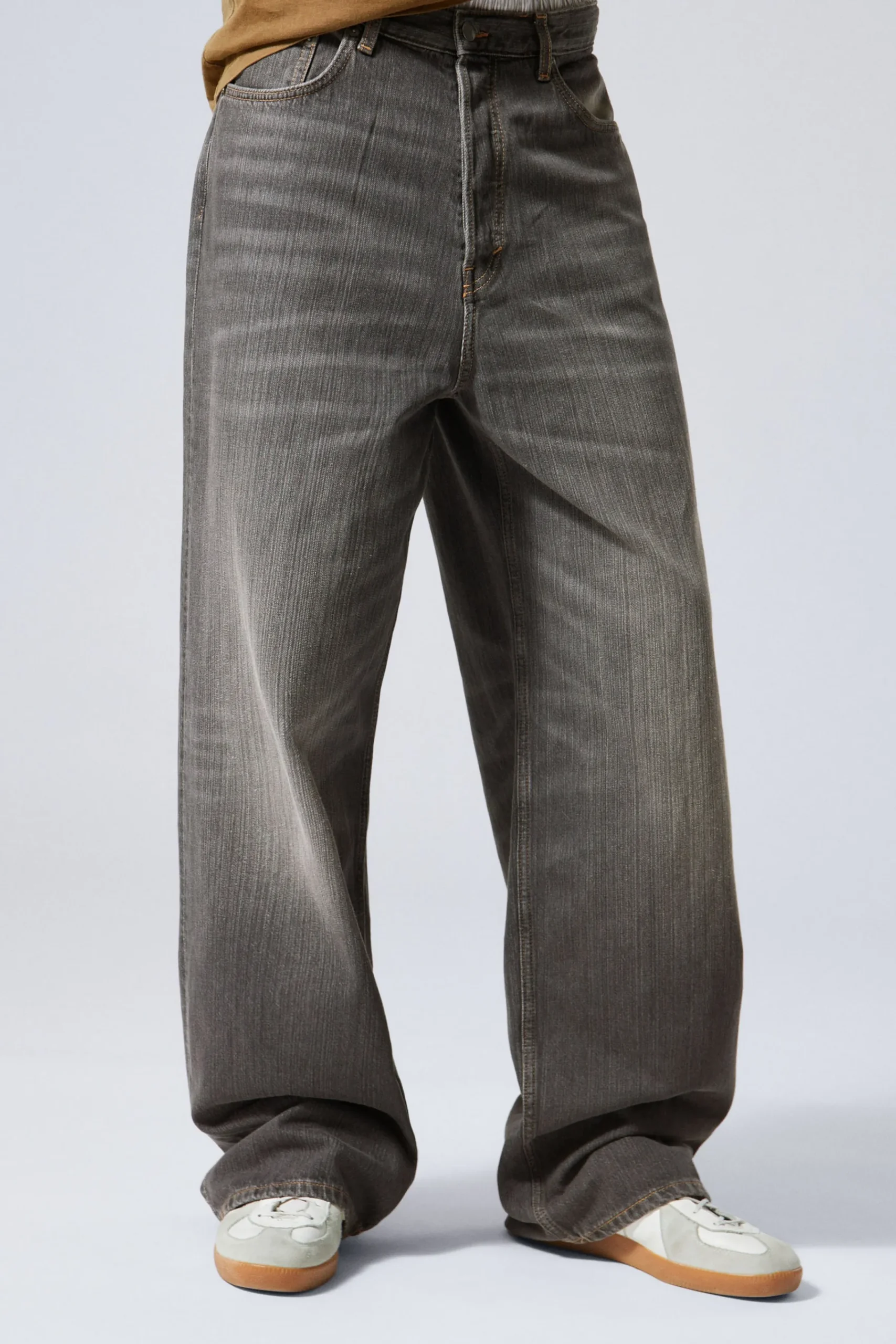 astro_loose_baggy_leg_jeans_2-10.webp Weekday Jeans | Jeans<ASTRO LOOSE BAGGY LEG JEANS