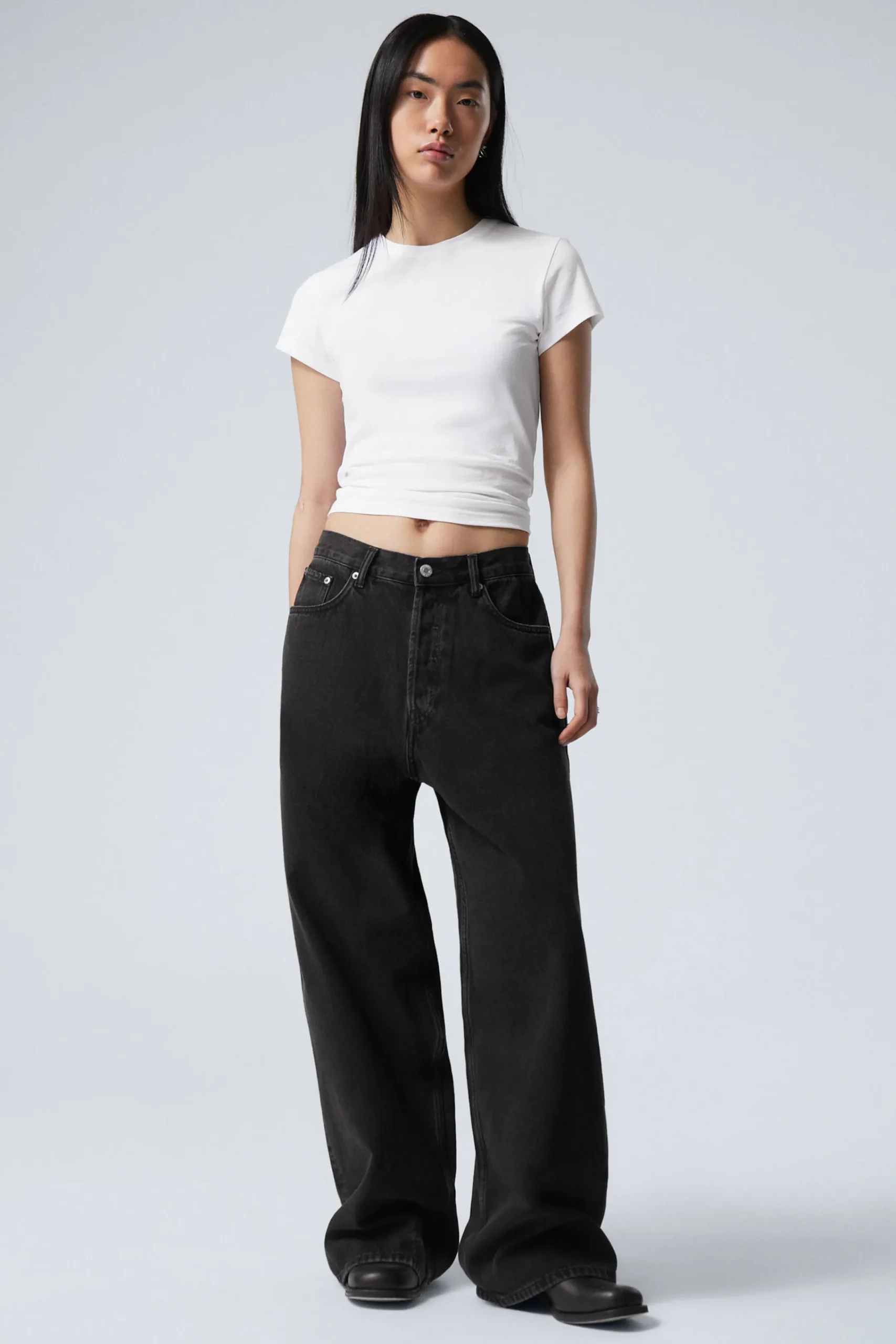 astro_loose_baggy_leg_jeans_2-6.webp Weekday Jeans<ASTRO LOOSE BAGGY LEG JEANS