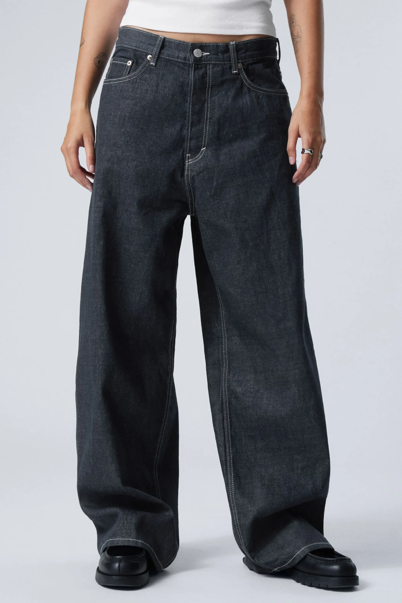 astro_loose_baggy_leg_jeans_3-1.webp Weekday Jeans | Jeans<ASTRO LOOSE BAGGY LEG JEANS