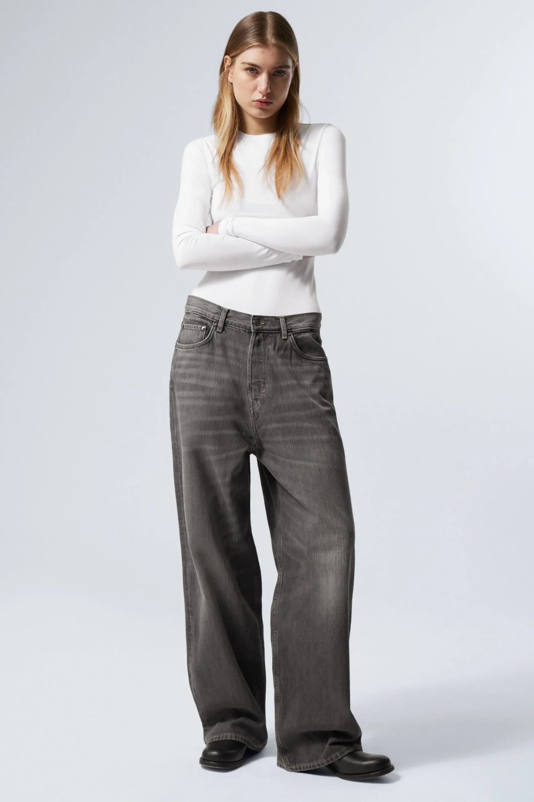 astro_loose_baggy_leg_jeans_4-10.webp Weekday Jeans | Jeans<ASTRO LOOSE BAGGY LEG JEANS