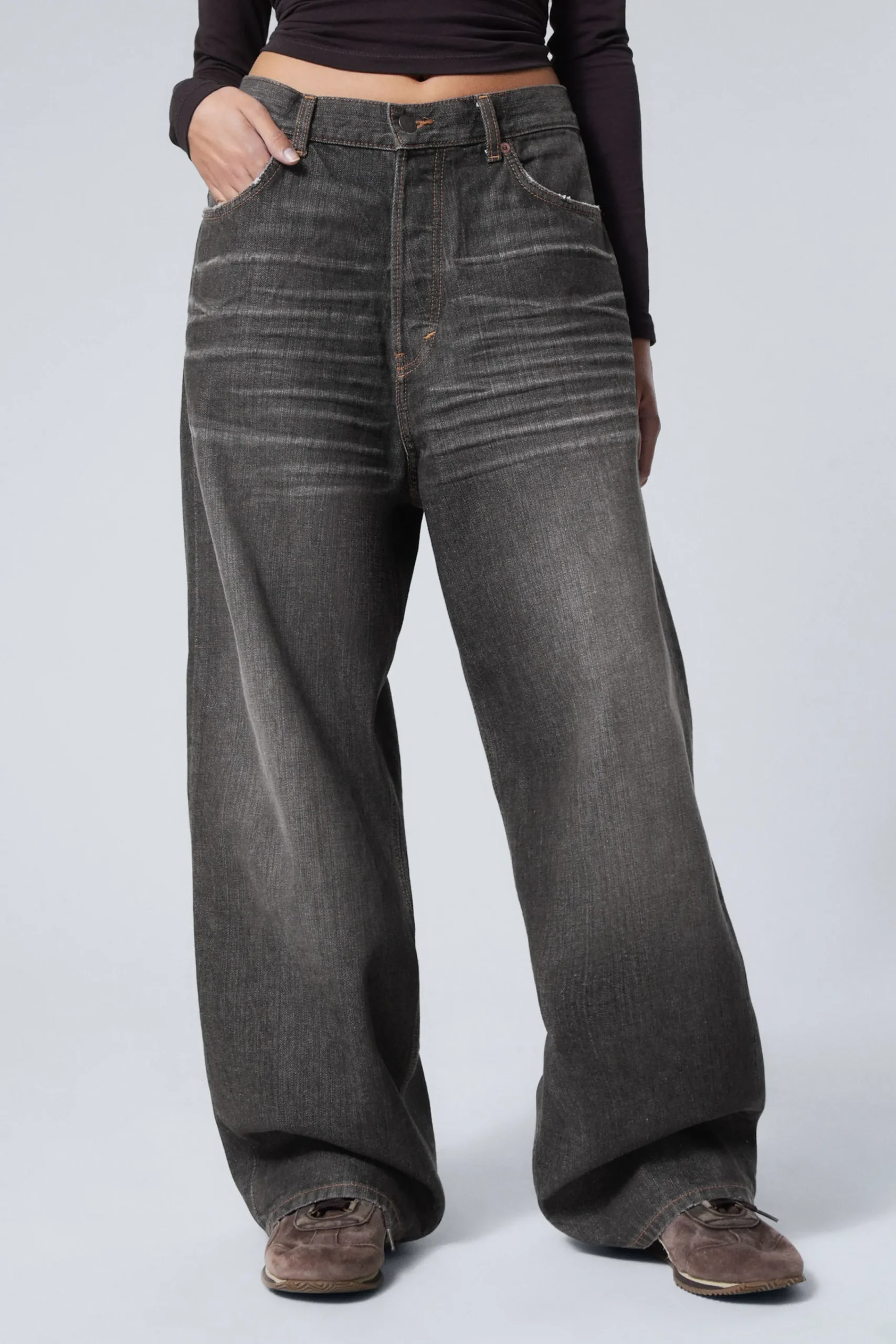 astro_loose_baggy_leg_jeans_5-5.webp Weekday Jeans | Jeans<ASTRO LOOSE BAGGY LEG JEANS