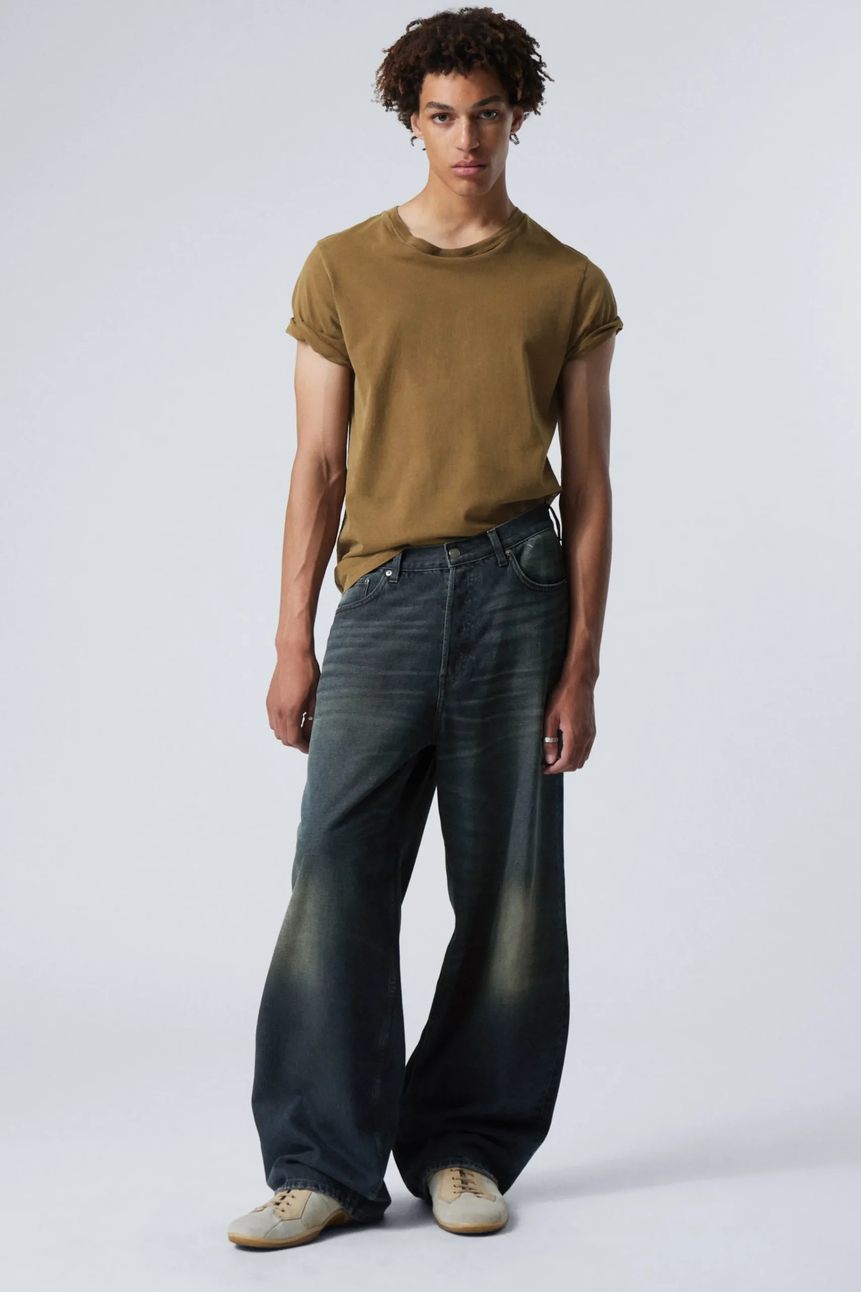 astro_loose_baggy_leg_jeans_6-11.webp Weekday Jeans | Jeans<ASTRO LOOSE BAGGY LEG JEANS
