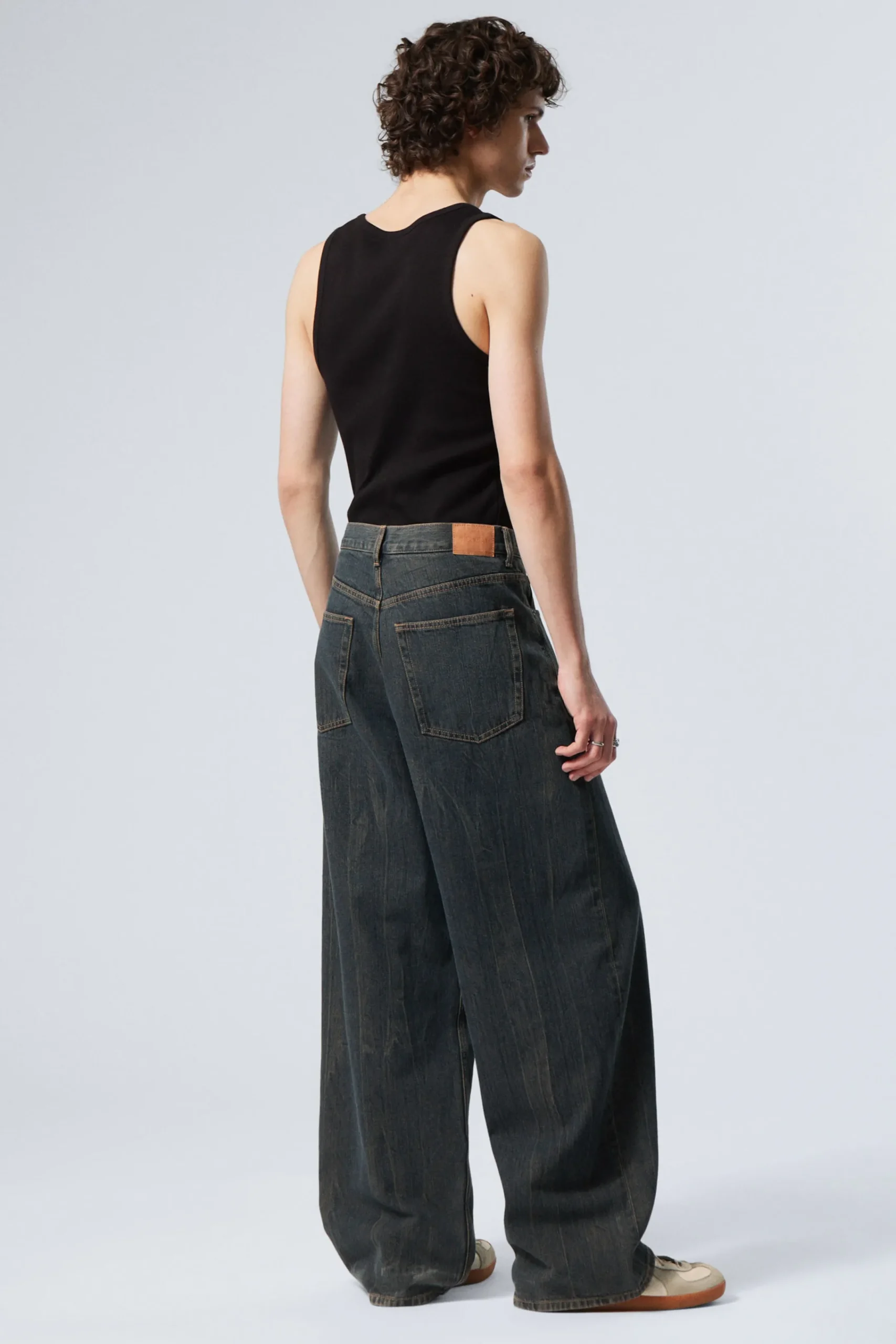astro_loose_baggy_leg_jeans_6-3.webp Weekday Jeans | Jeans<ASTRO LOOSE BAGGY LEG JEANS