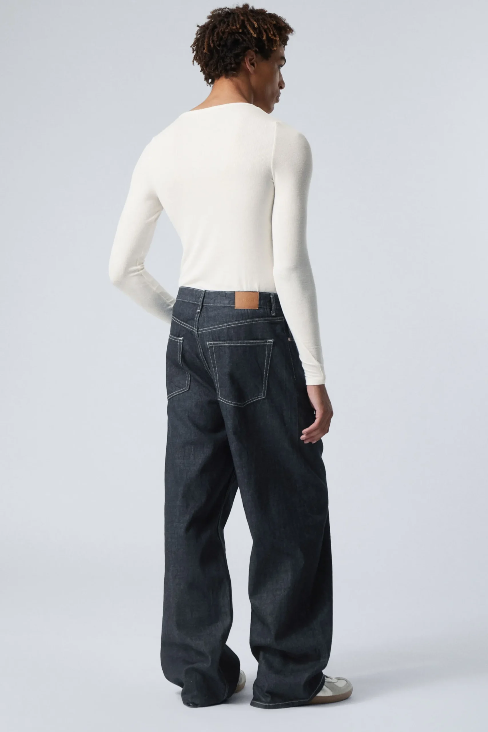 astro_loose_baggy_leg_jeans_7-1.webp Weekday Jeans | Jeans<ASTRO LOOSE BAGGY LEG JEANS