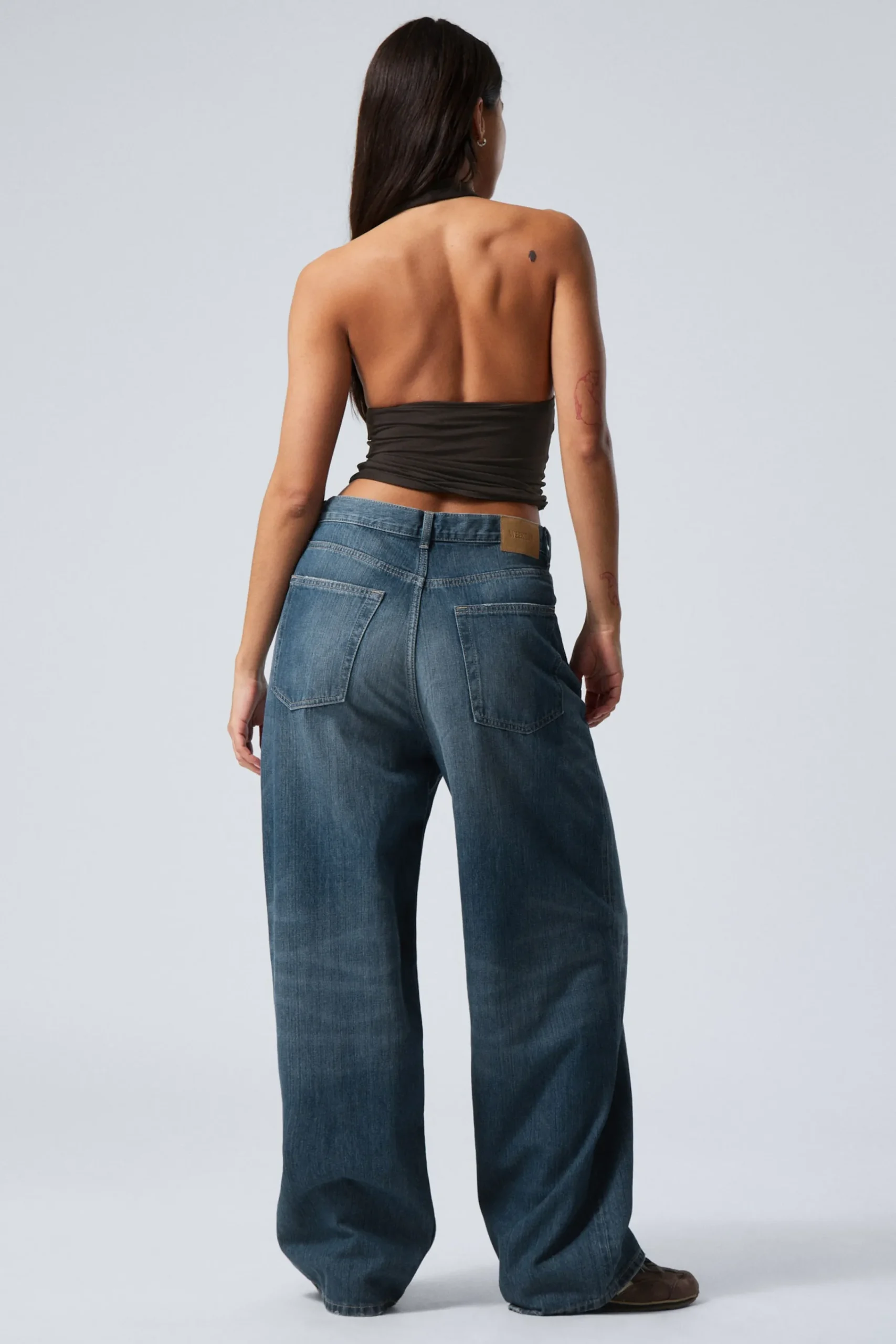 astro_loose_baggy_leg_jeans_7-8.webp Weekday Jeans<ASTRO LOOSE BAGGY LEG JEANS