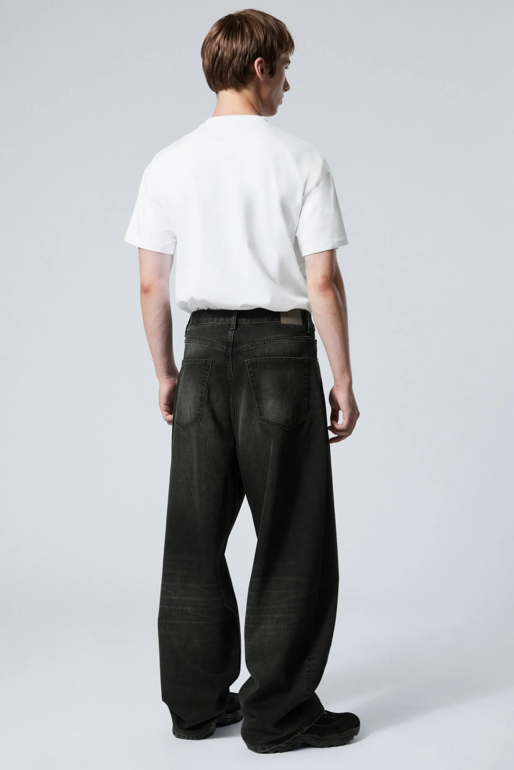 astro_loose_baggy_leg_jeans_8-7.webp Weekday Jeans | Jeans<ASTRO LOOSE BAGGY LEG JEANS