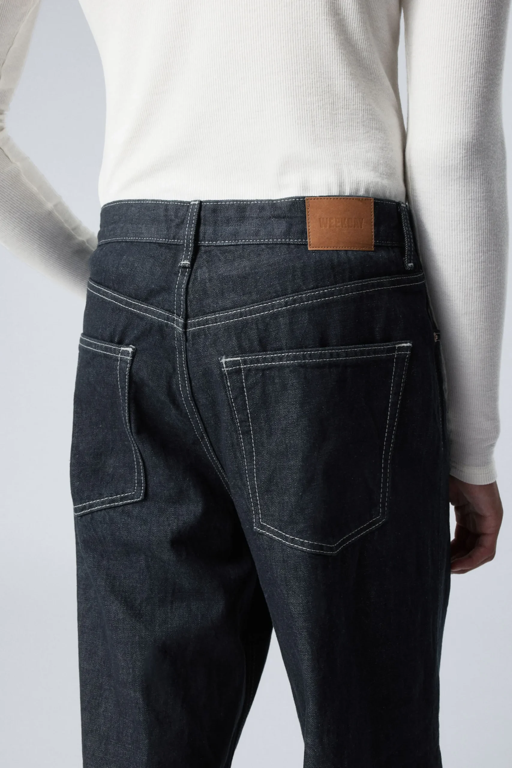 astro_loose_baggy_leg_jeans_9-1.webp Weekday Jeans | Jeans<ASTRO LOOSE BAGGY LEG JEANS