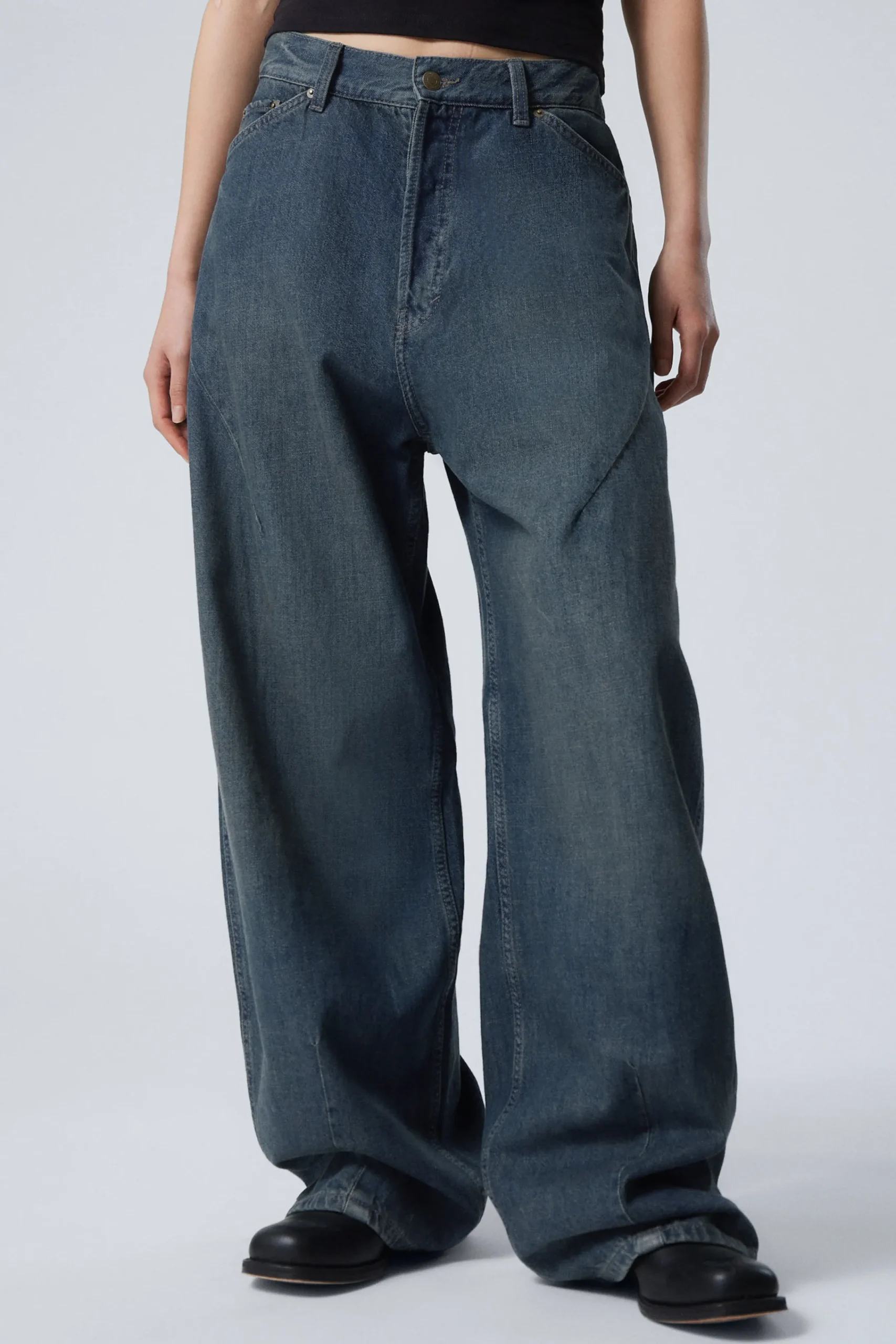 astro_shape_lediga_baggy_jenas_5.webp Weekday Jeans | Jeans<ASTRO SHAPE LEDIGA BAGGY JENAS