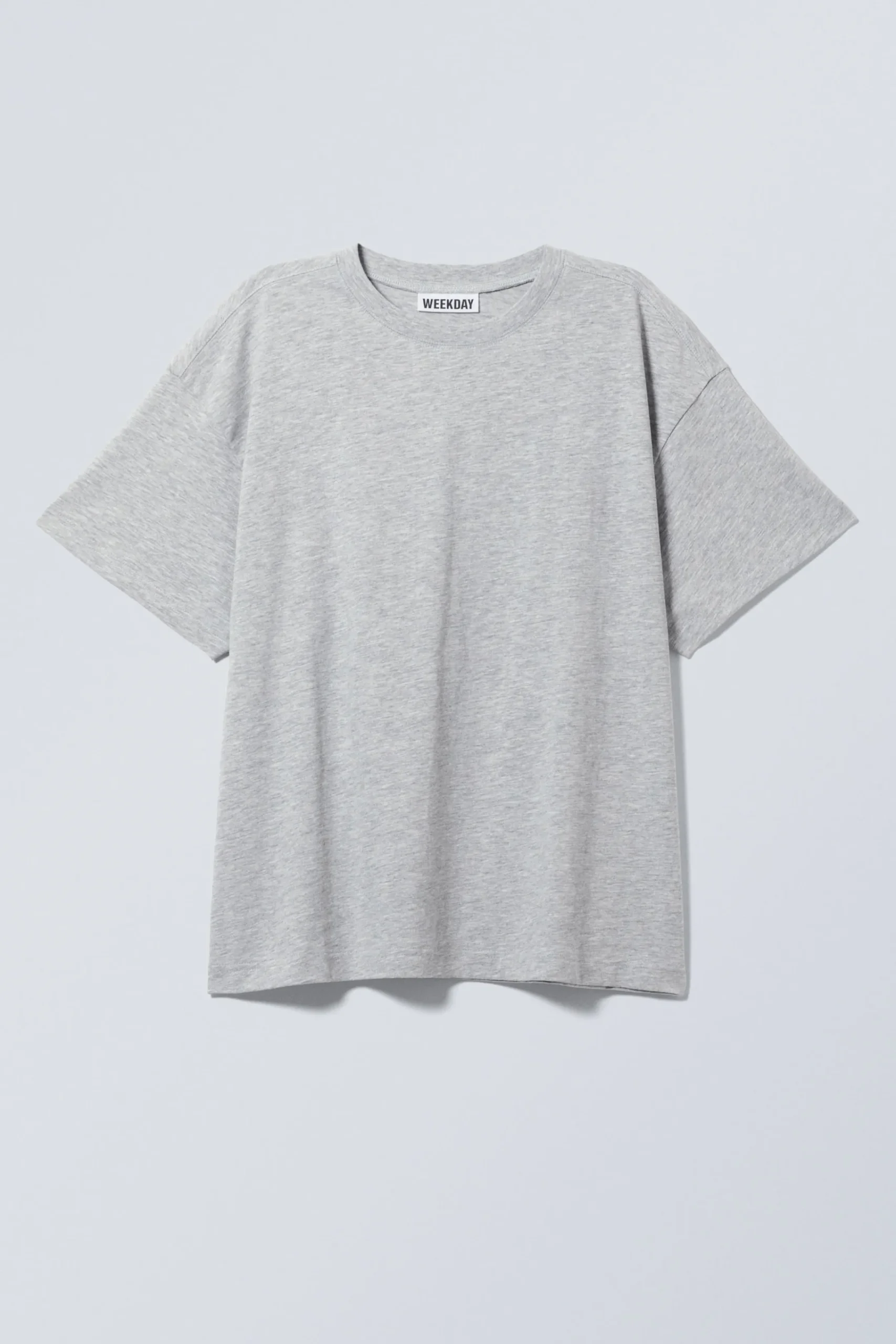 Weekday Basplagg | T-Shirtar<AVSLAPPNAD BOXIG T-SHIRT I BOMULL