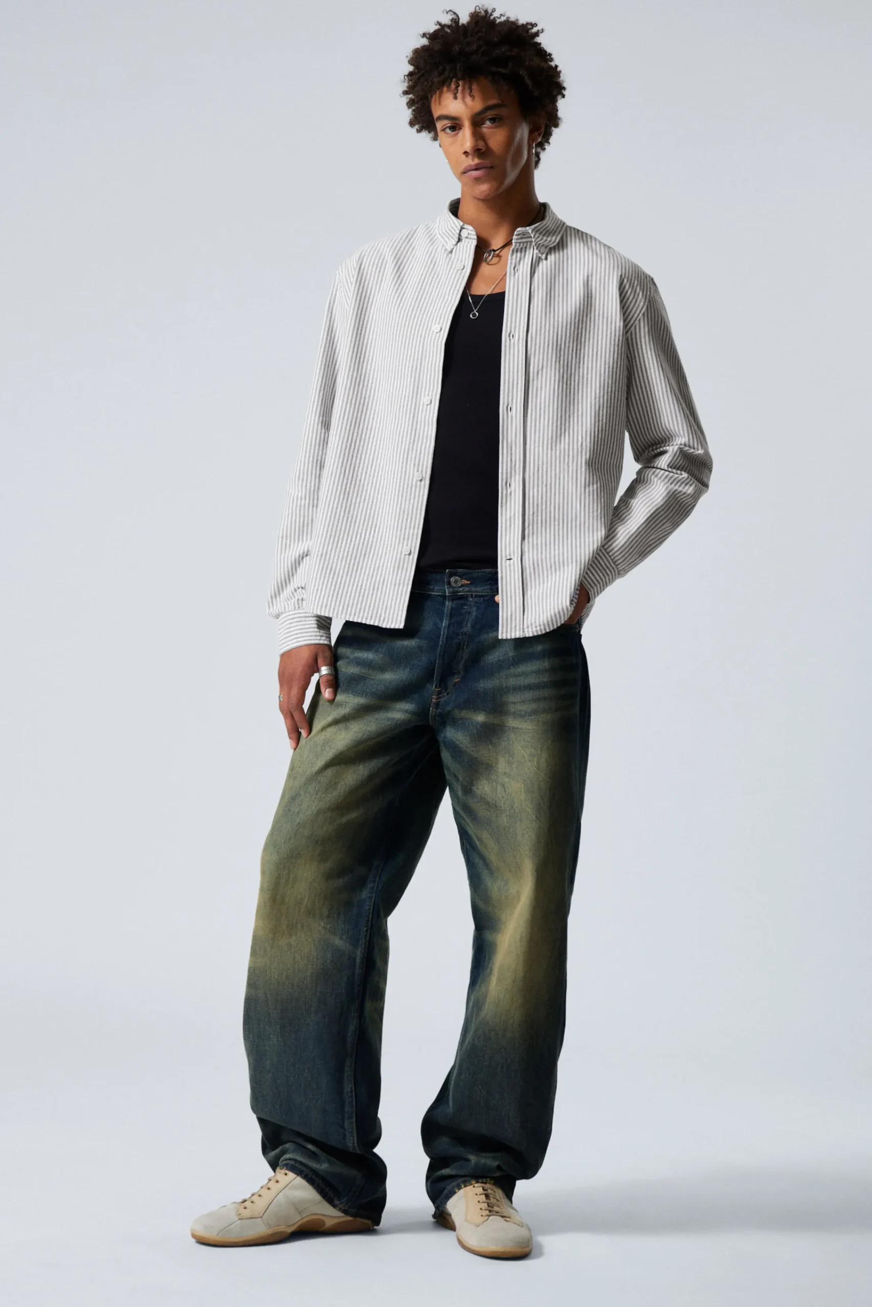 Weekday Skjortor<AVSLAPPNAD BUTTON-DOWN SKJORTA