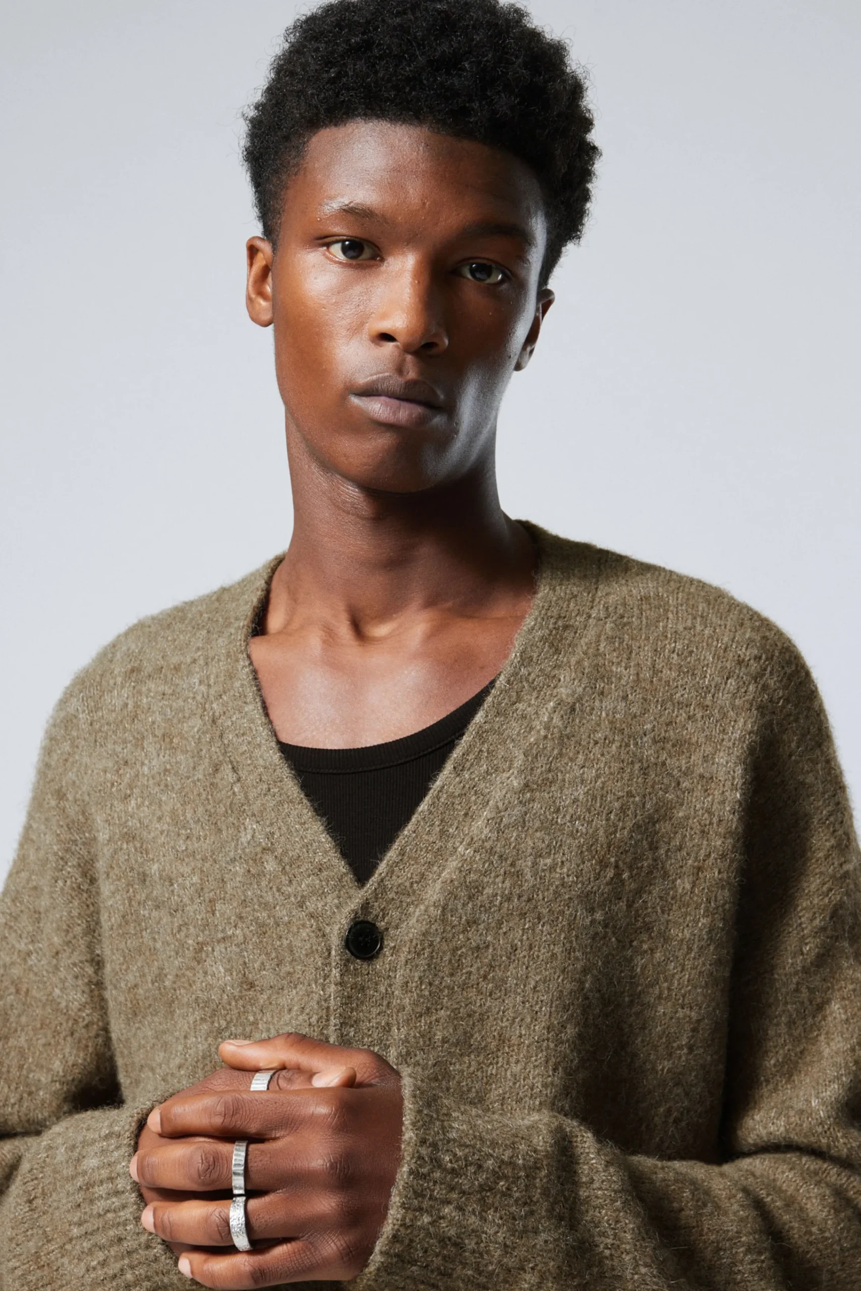 Weekday Stickat<AVSLAPPNAD STICKAD CARDIGAN I ULLBLANDNING