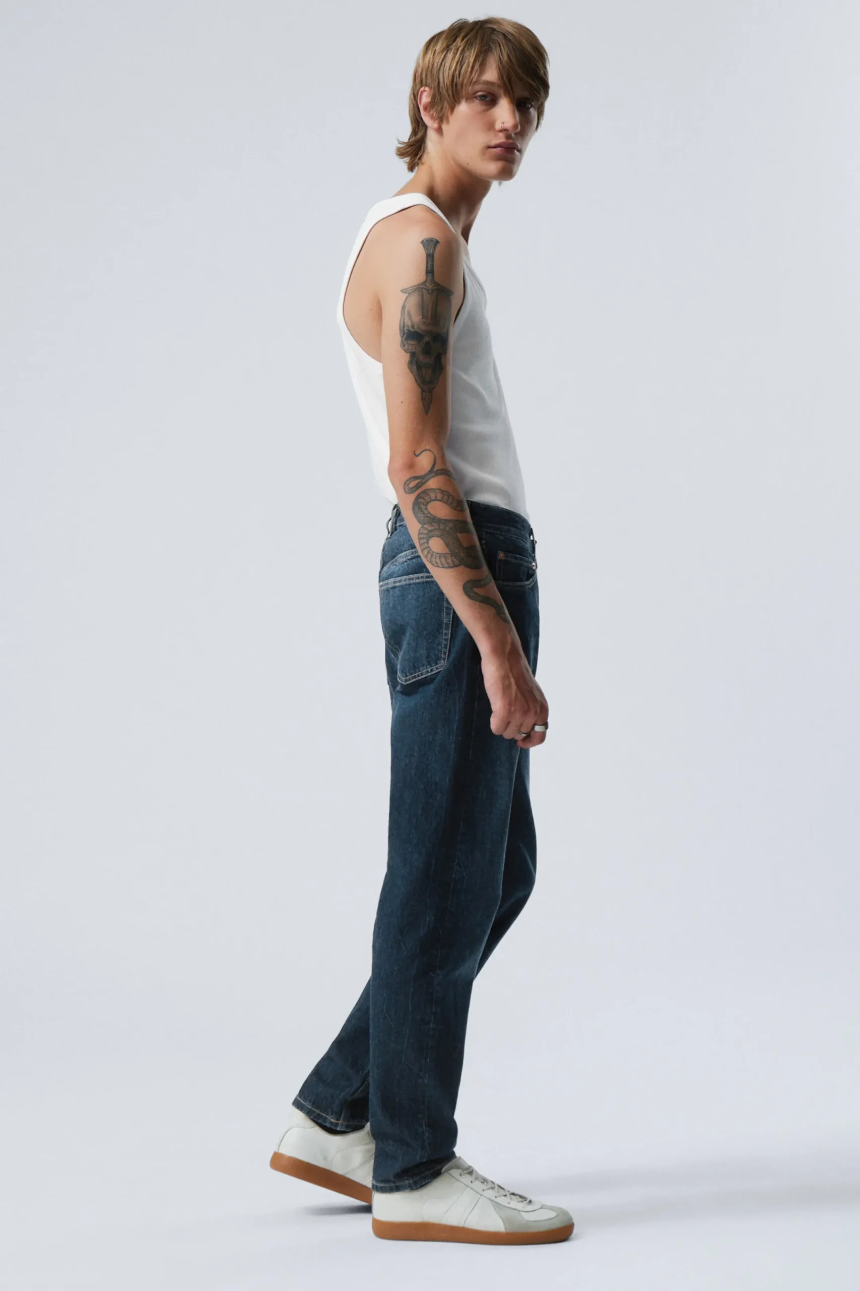 barrel_relaxed_taperd_leg_jeans_5-1.webp Weekday Jeans<BARREL RELAXED TAPERD LEG JEANS