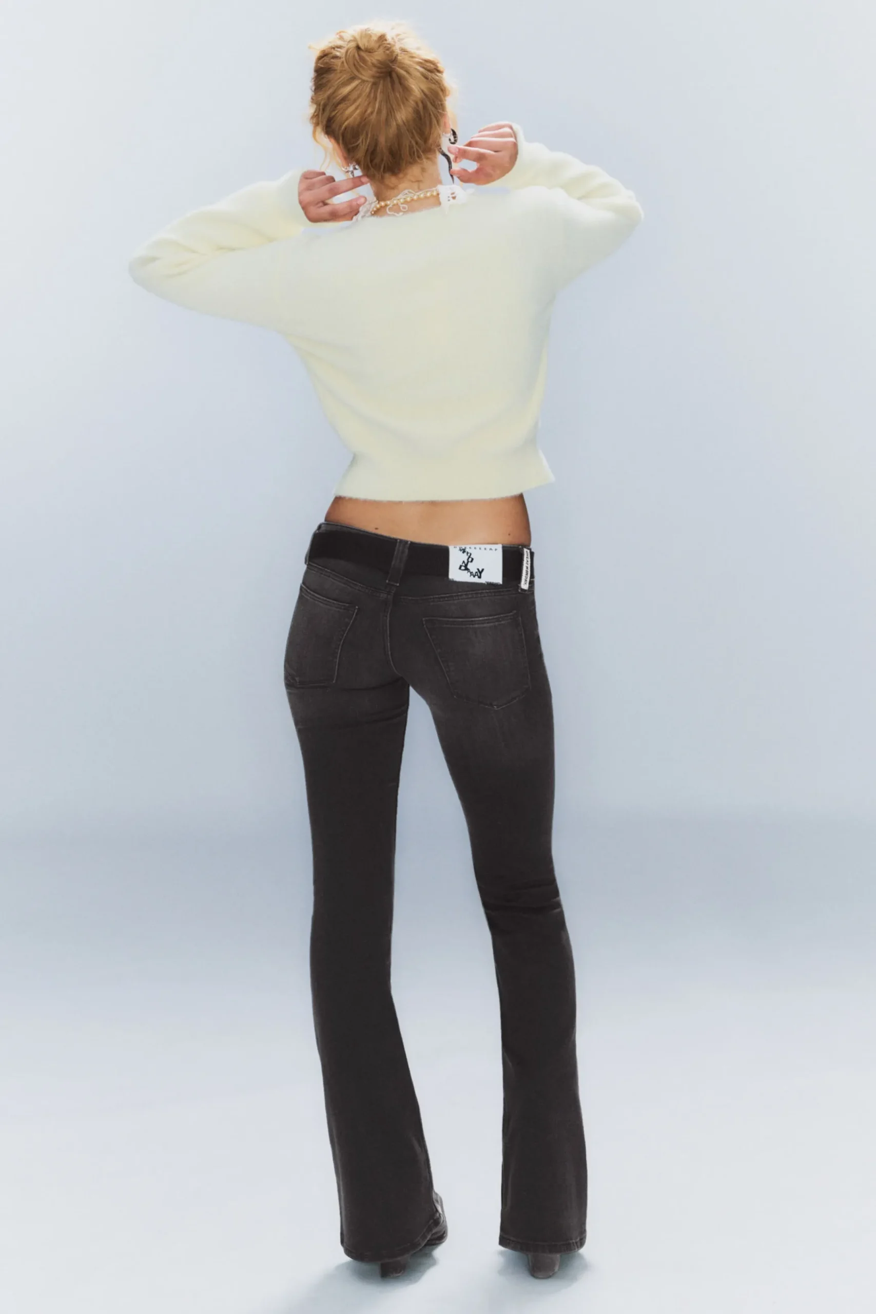booty_bei_low_waist_skinny_bootcut_jeans_3-5.webp Weekday Jeans<BOOTY BEI LOW WAIST SKINNY BOOTCUT JEANS