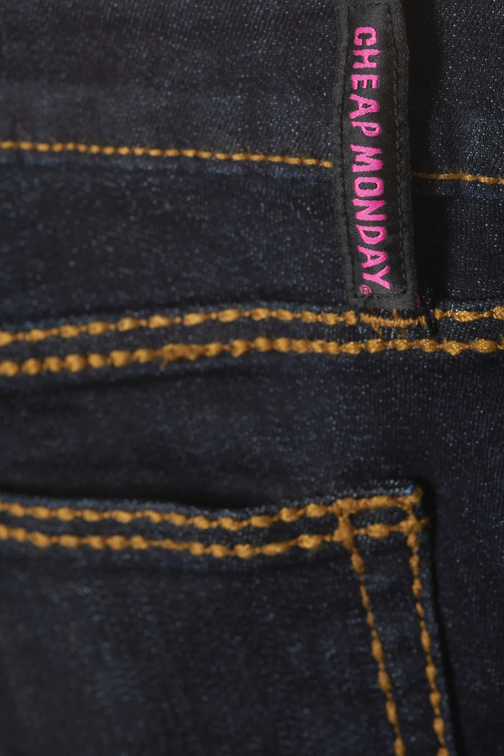 booty_bei_low_waist_skinny_bootcut_jeans_5-2.webp Weekday Jeans<BOOTY BEI LOW WAIST SKINNY BOOTCUT JEANS