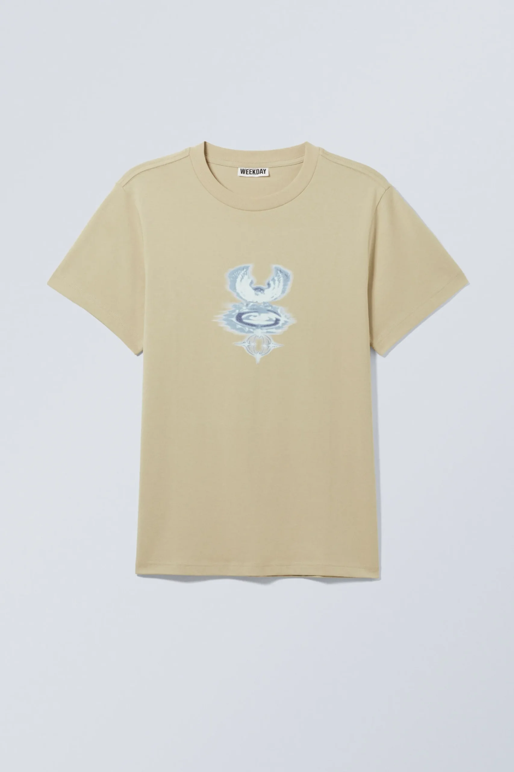 boxig_grafisk_printad_tshirt_2-2.webp Weekday Graphics | T-Shirtar & Toppar<BOXIG GRAFISK PRINTAD T-SHIRT