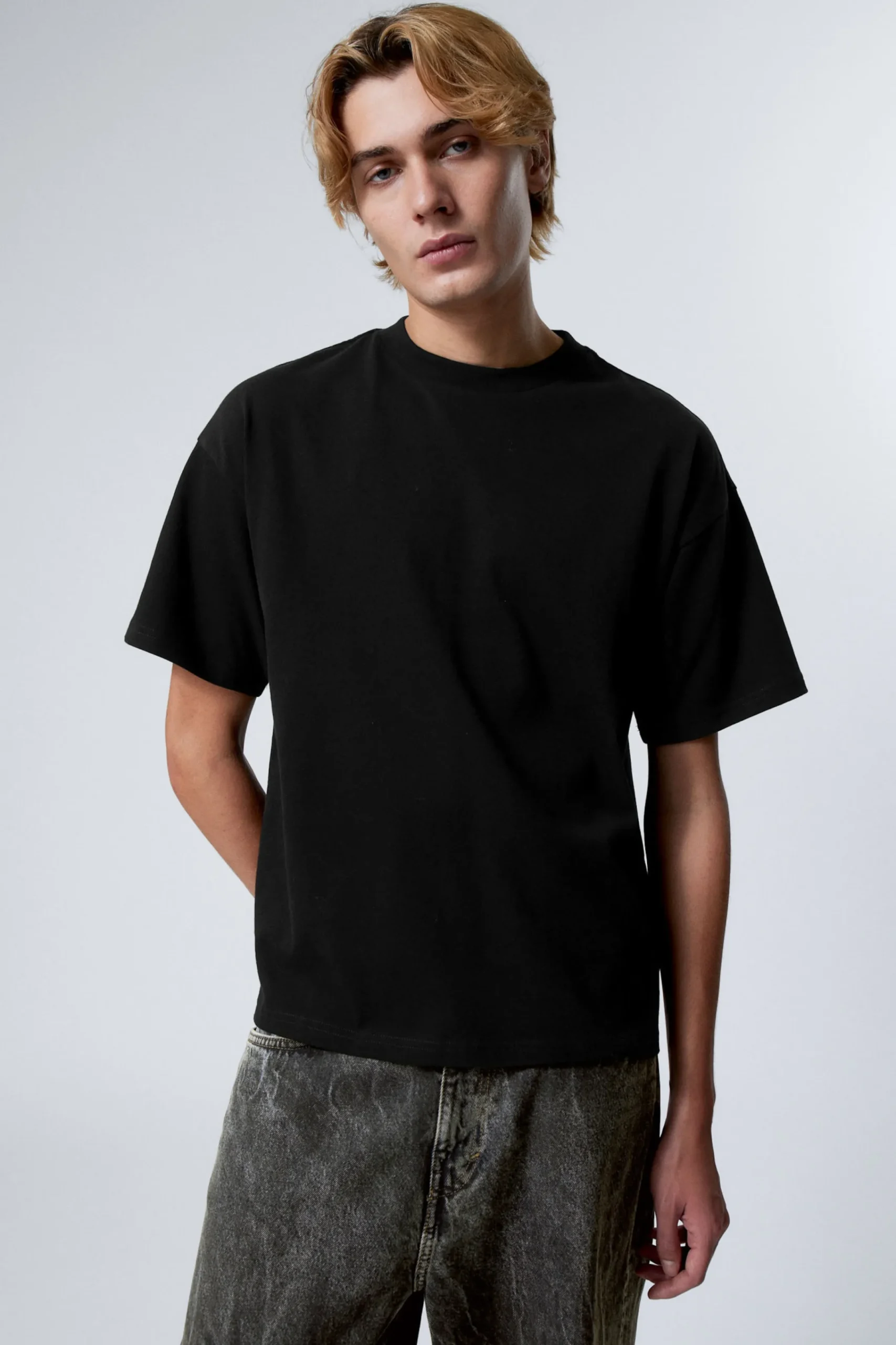 Weekday Basplagg | T-Shirtar & Toppar<BOXIG T-SHIRT