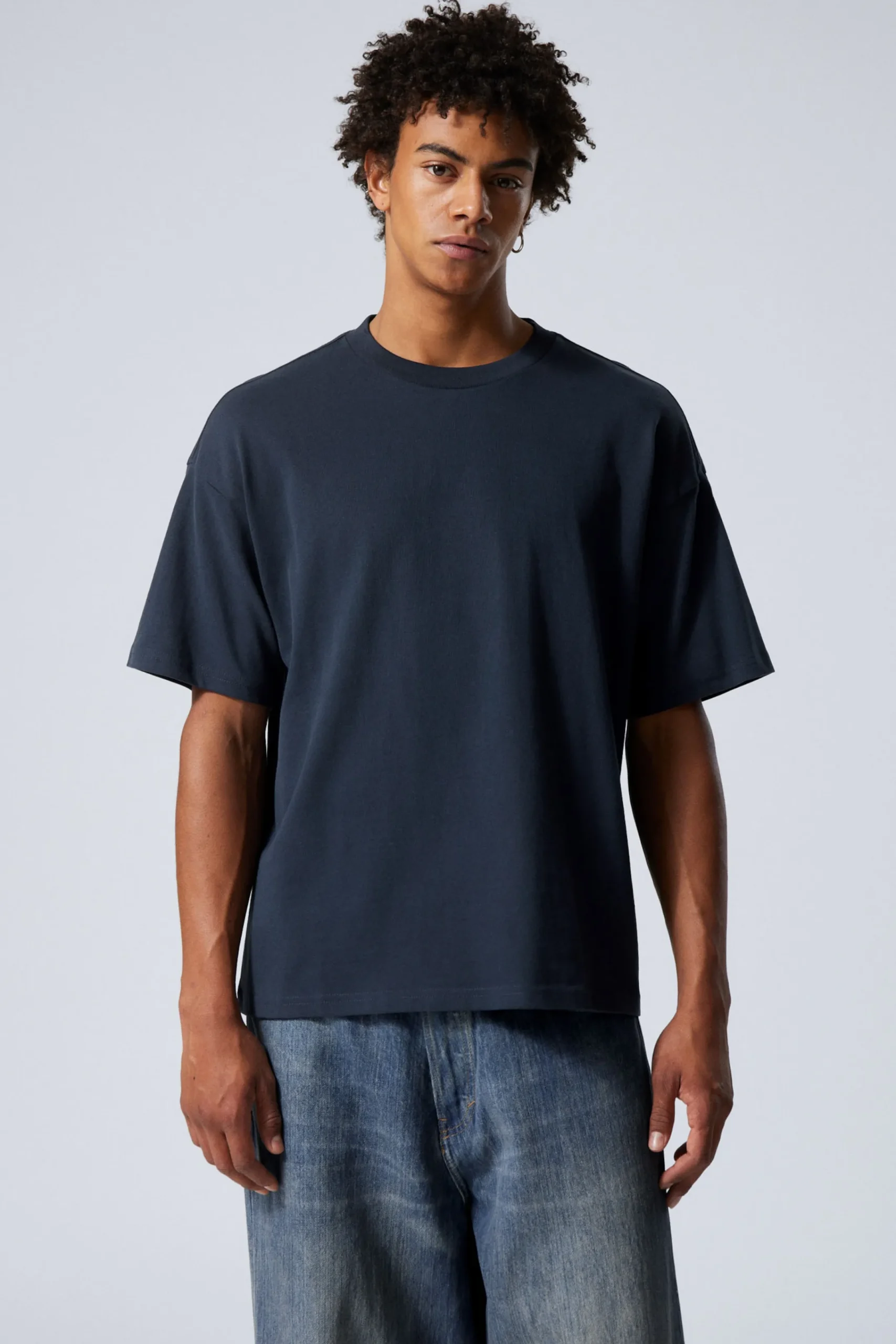 Weekday Basplagg | T-Shirtar & Toppar<BOXIG T-SHIRT