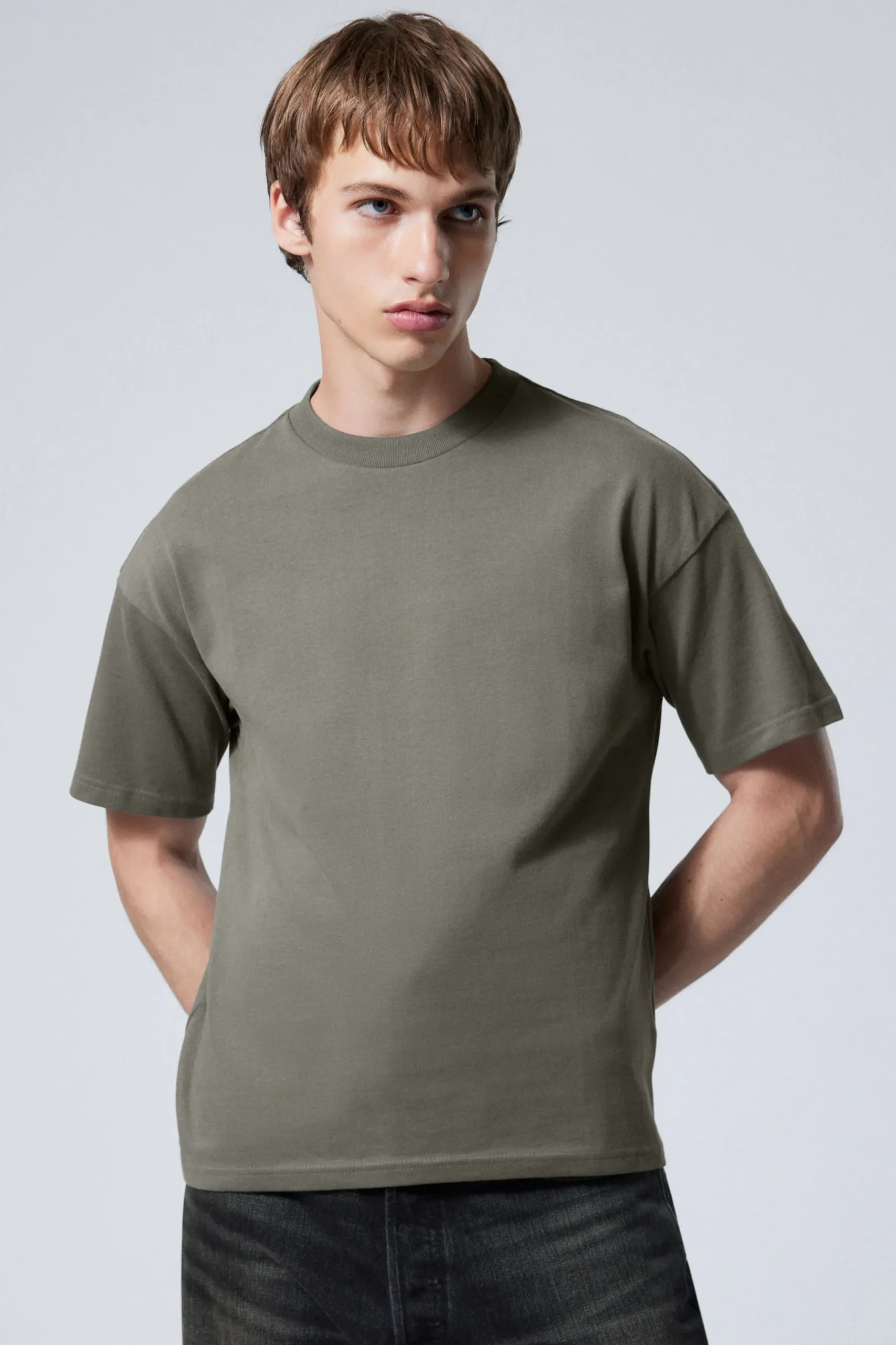 Weekday T-Shirtar & Toppar<BOXIG T-SHIRT