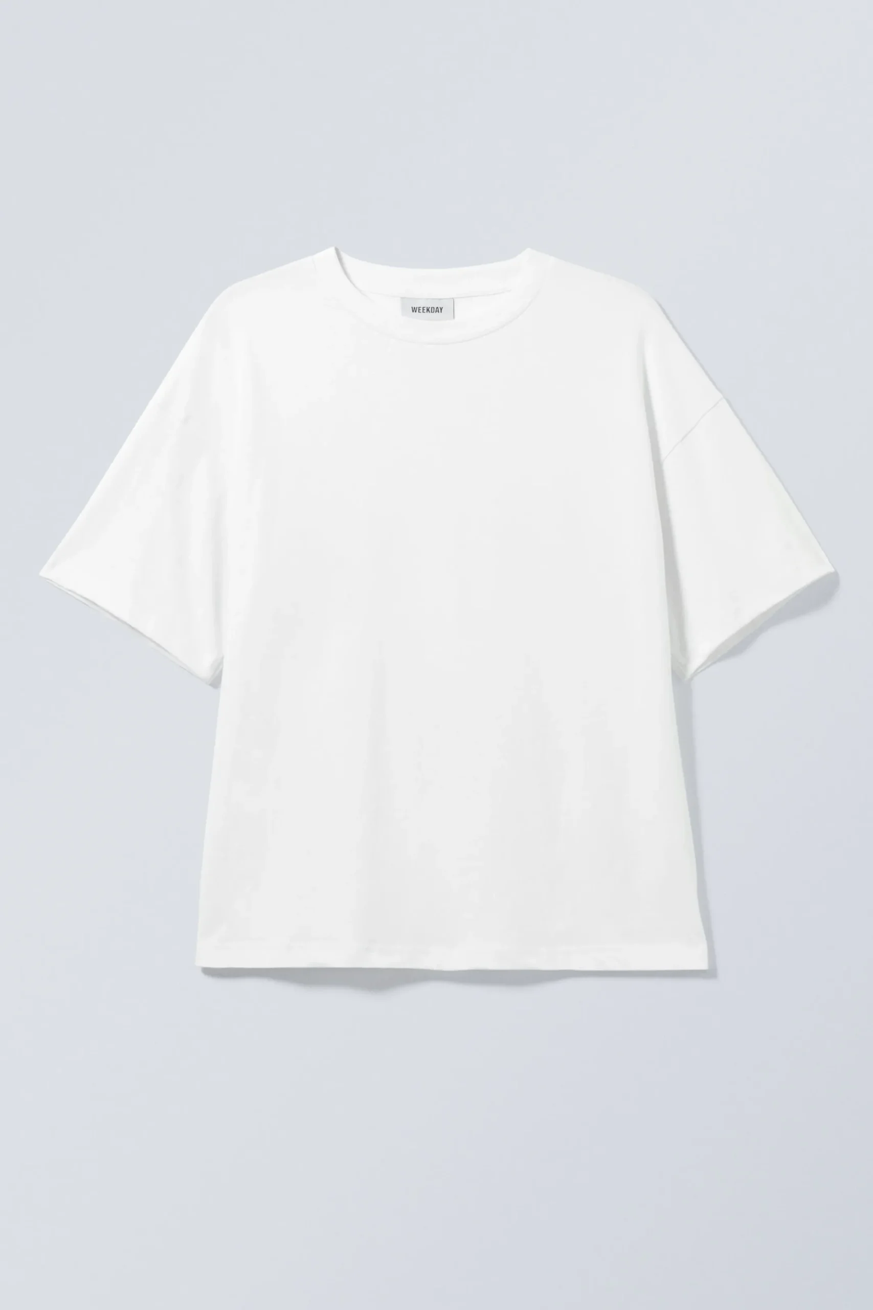 Weekday Basplagg | T-Shirtar & Toppar<BOXIG T-SHIRT