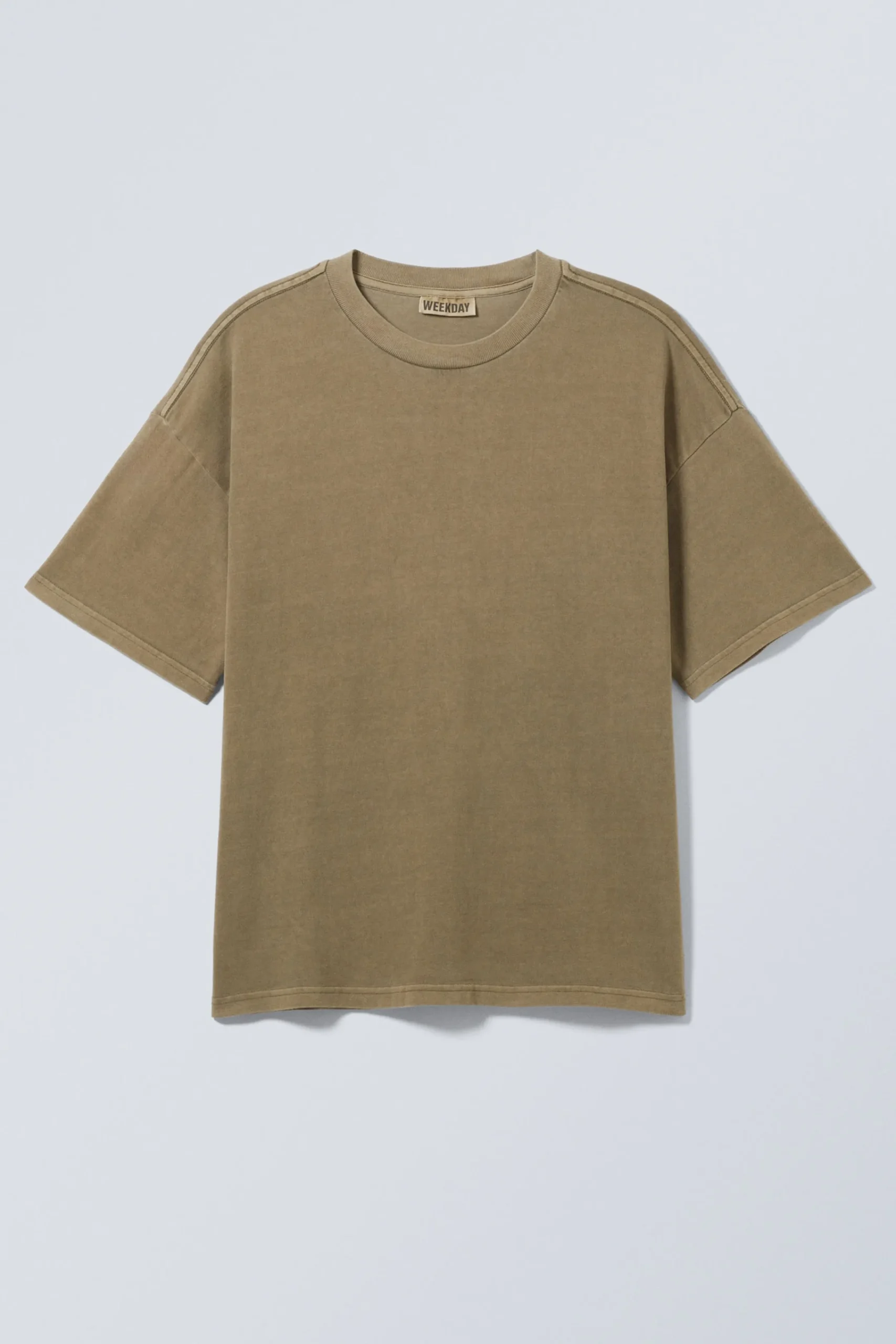 boxig_tshirt_2-5.webp Weekday Basplagg | T-Shirtar & Toppar<BOXIG T-SHIRT