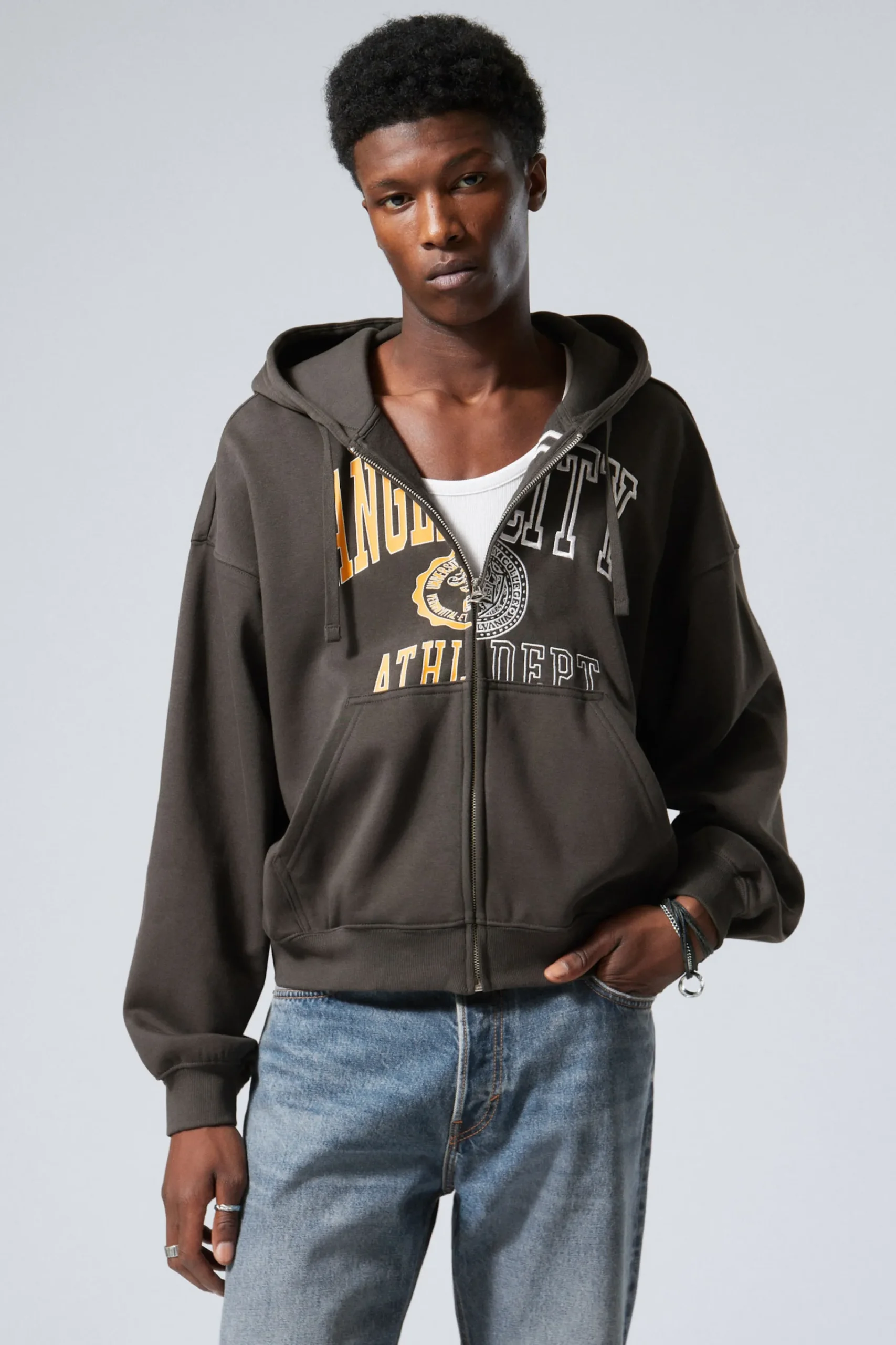 Weekday Graphics | Sweatshirts<BOXY GRAPHIC ZIP HOODIE