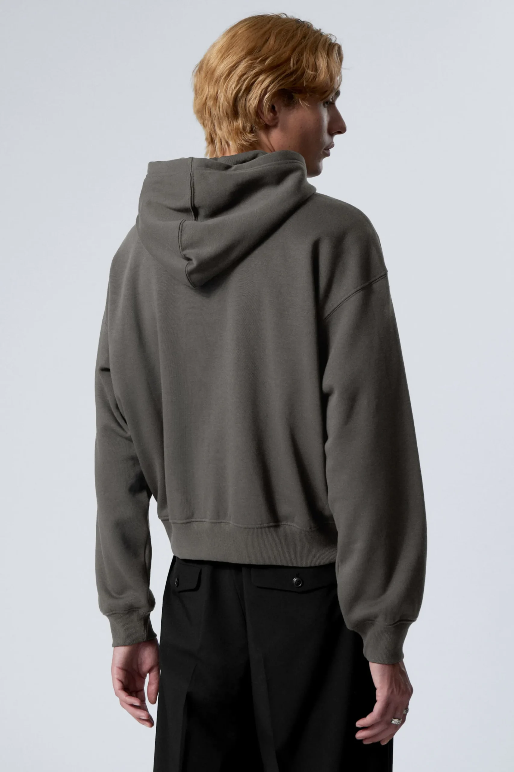 boxy_midweight_zip_hoodie_3-1.webp Weekday Basplagg | Hoodies<BOXY MIDWEIGHT ZIP HOODIE