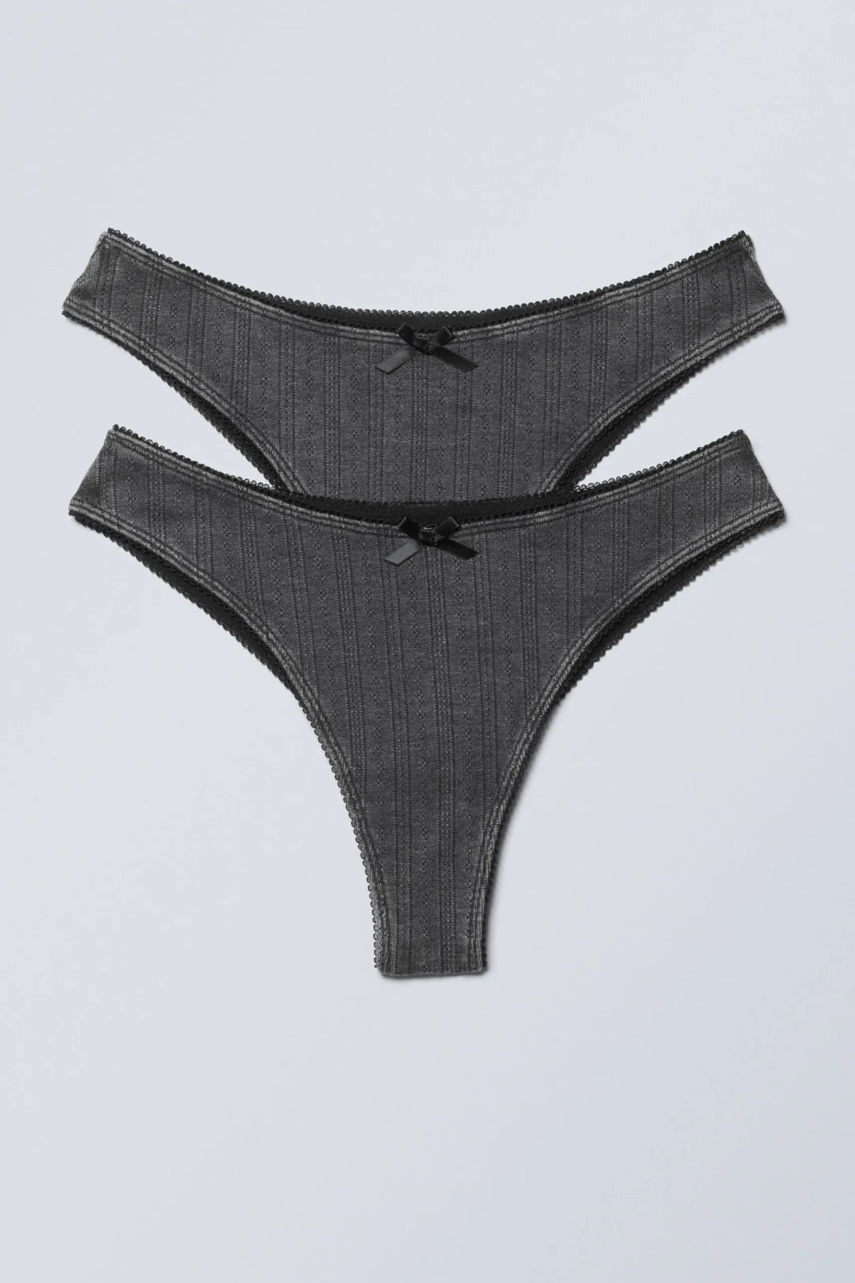 Weekday Underkläder<BRAZILIAN POINTELLE TROSA MED ROSETT I POINTELLE