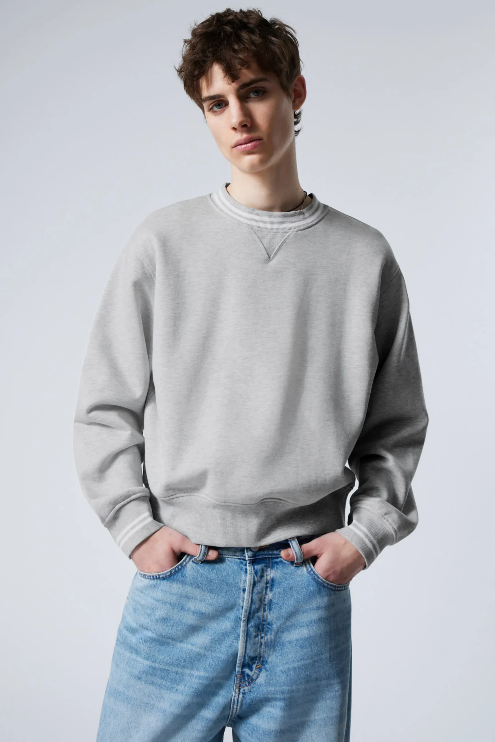 Weekday Sweatshirts<CROPPED COTTON FLEECE SWEATSHIRT
