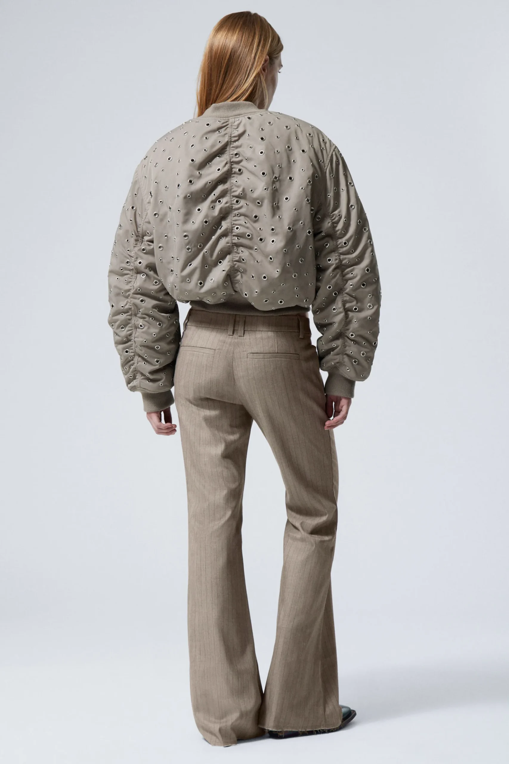 cropped_eyelet_bomber_jacket_4.webp Weekday Jackor & Kappor<CROPPED EYELET BOMBER JACKET