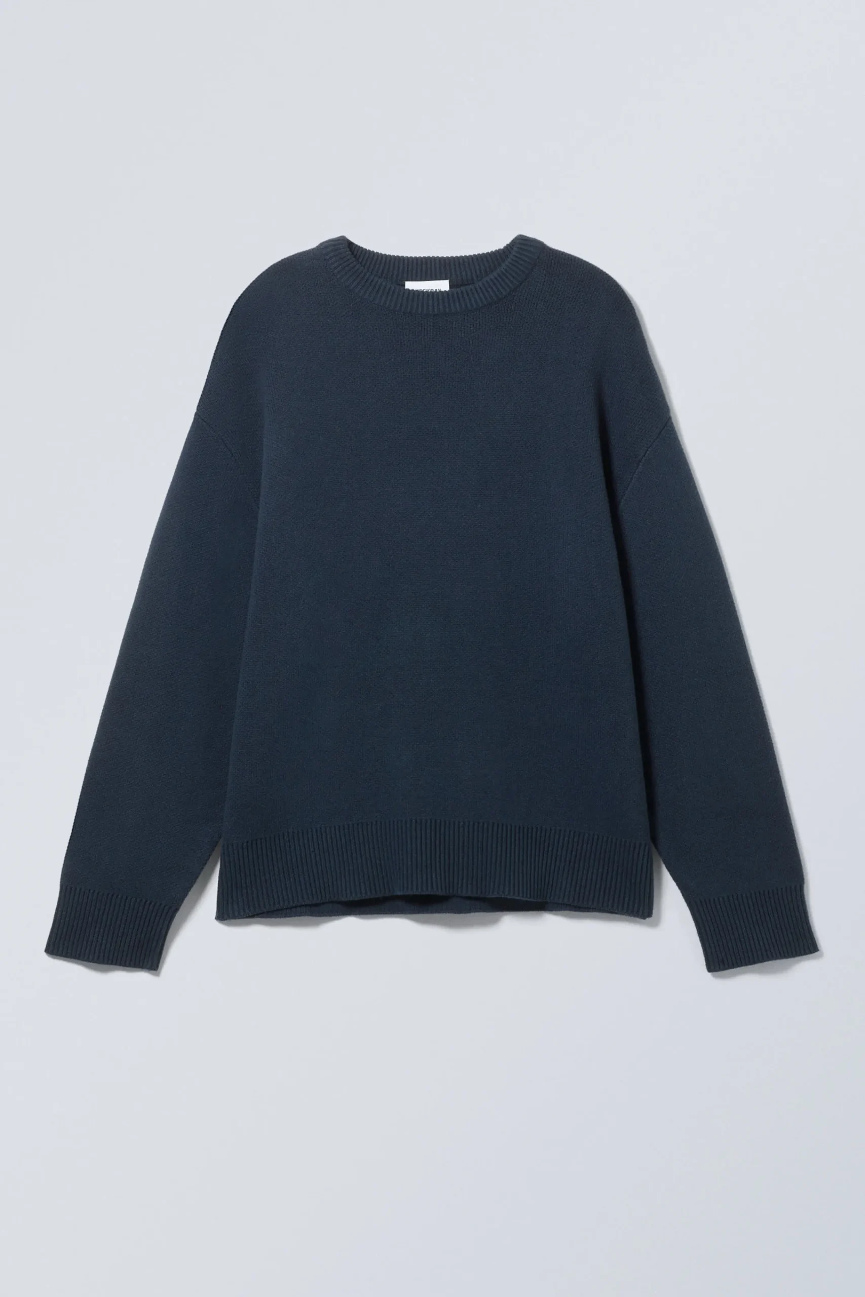 cypher_oversized_trja_2-1.webp Weekday Stickat<CYPHER OVERSIZED TRÖJA