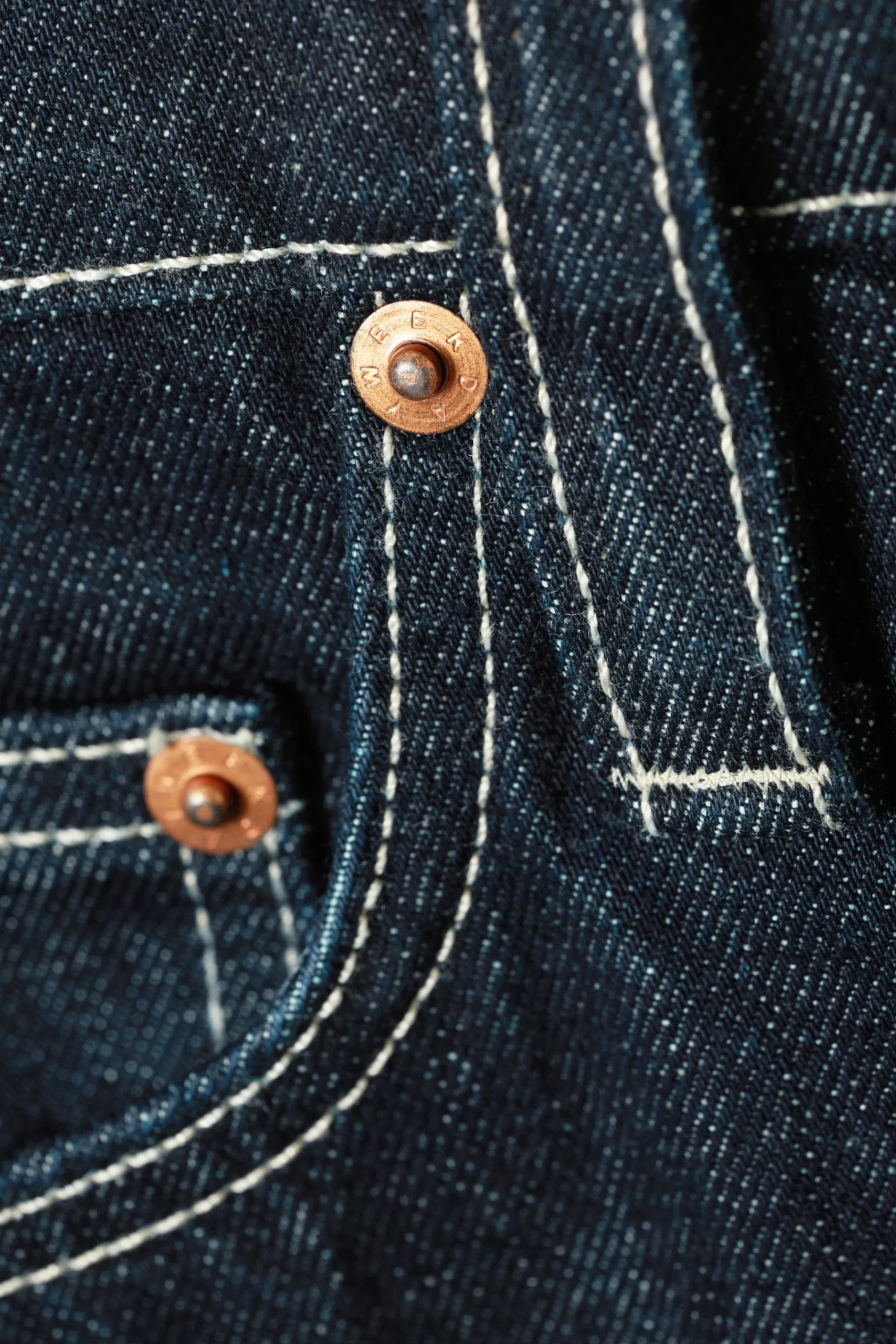 Weekday Jeans<DUCHESS BAGGY JEANS MED LÅG MIDJA OCH LÖS PASSFORM