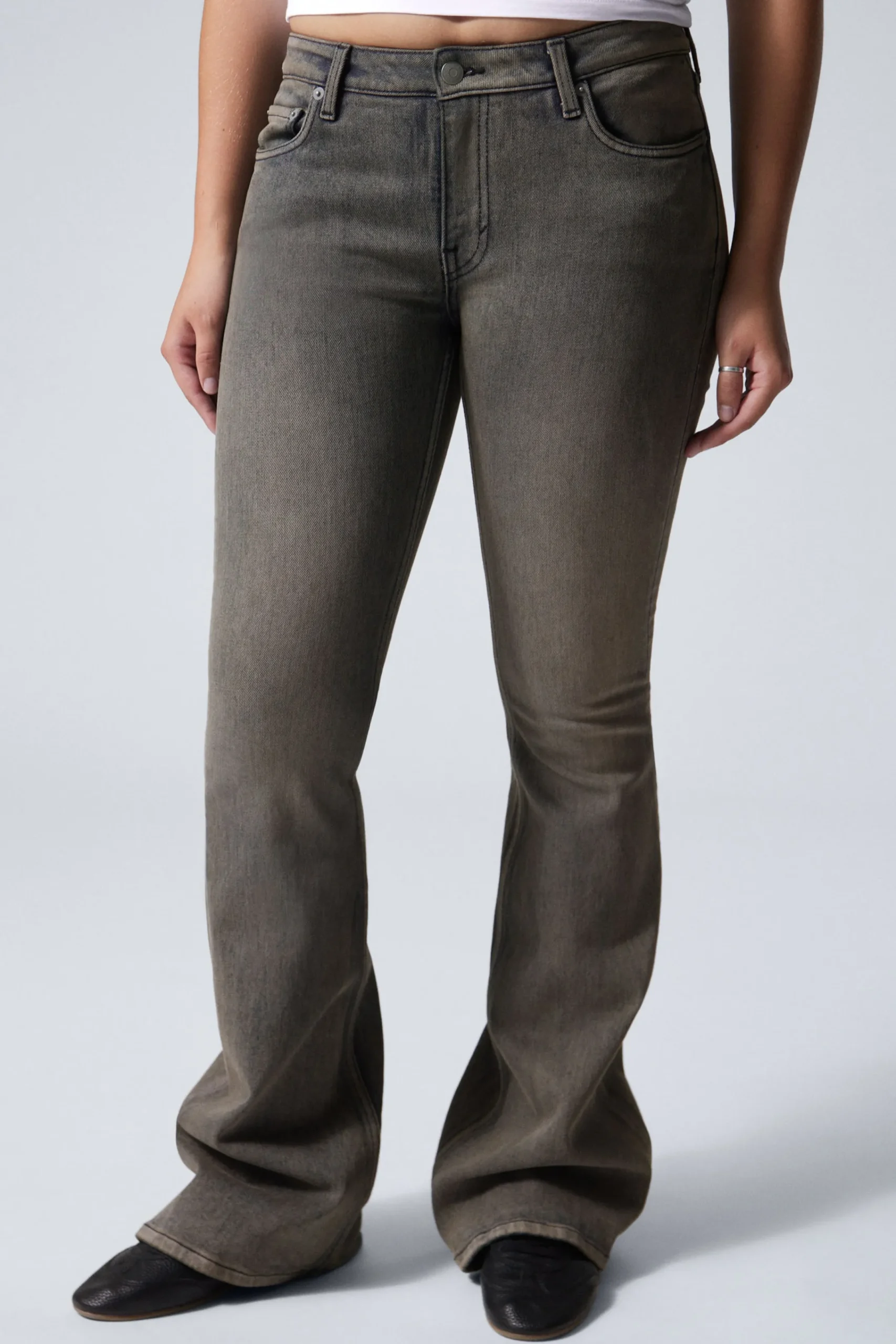 Weekday Jeans<FLAME LOW WAIST SLIM FLARED LEG JEANS