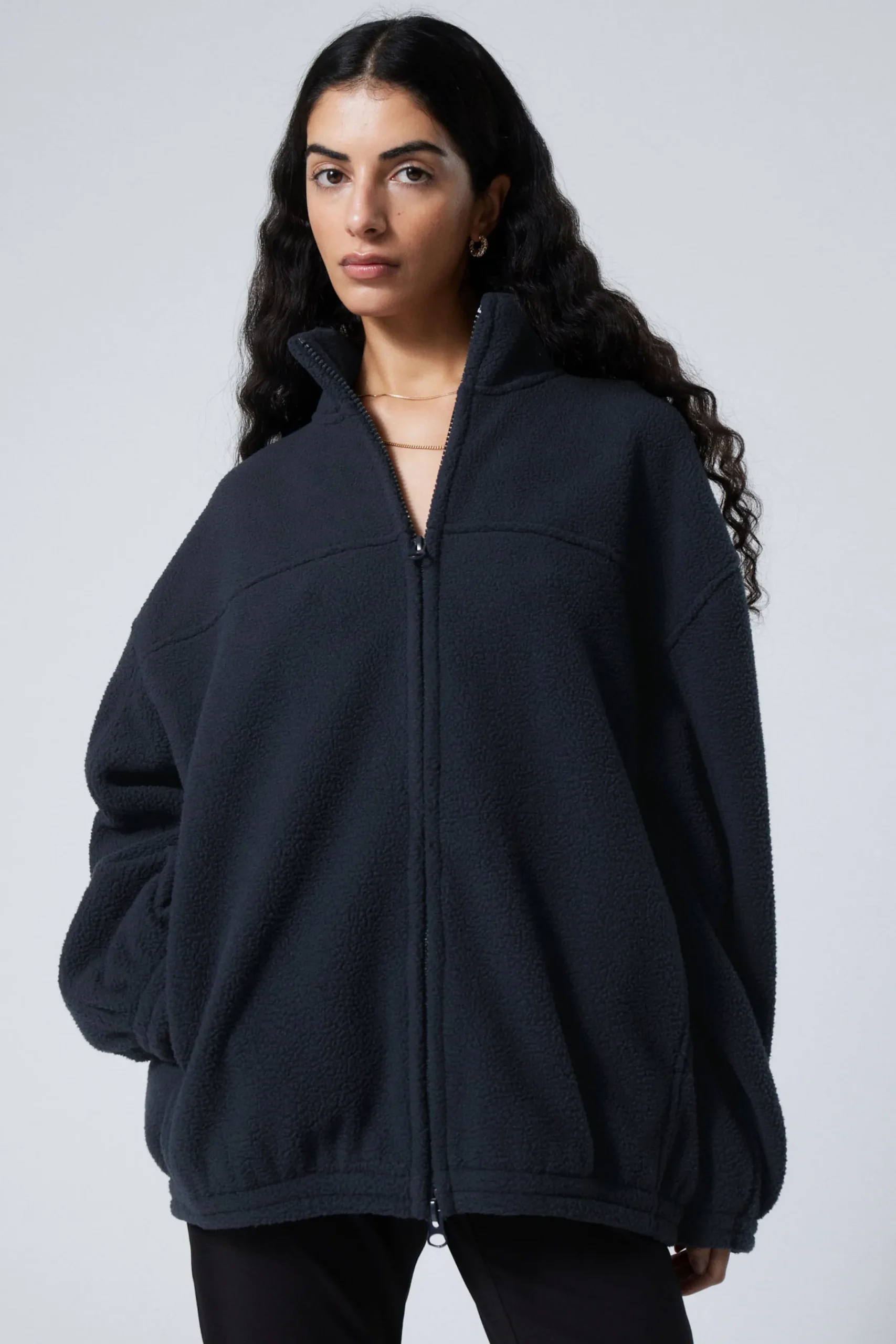 Weekday Jackor & Kappor | Sweatshirts<FLEECEJACKA MED DRAGKEDJA