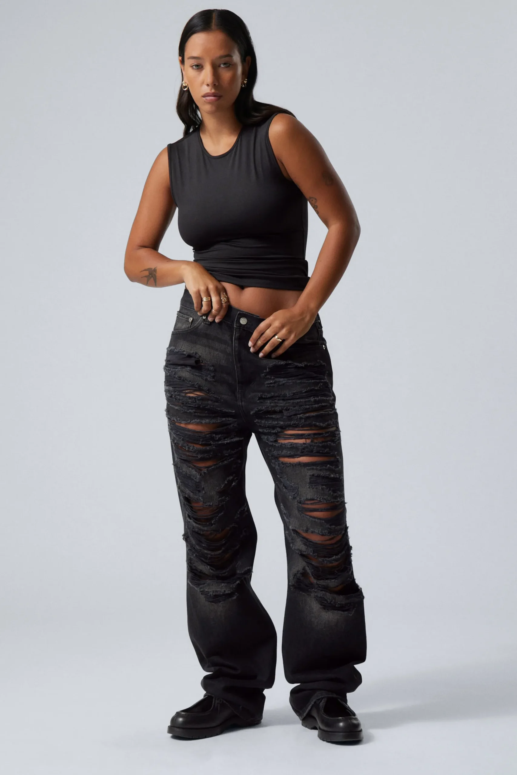 galaxy_lediga_raka_slitna_jeans_3.webp Weekday Jeans<GALAXY LEDIGA RAKA SLITNA JEANS