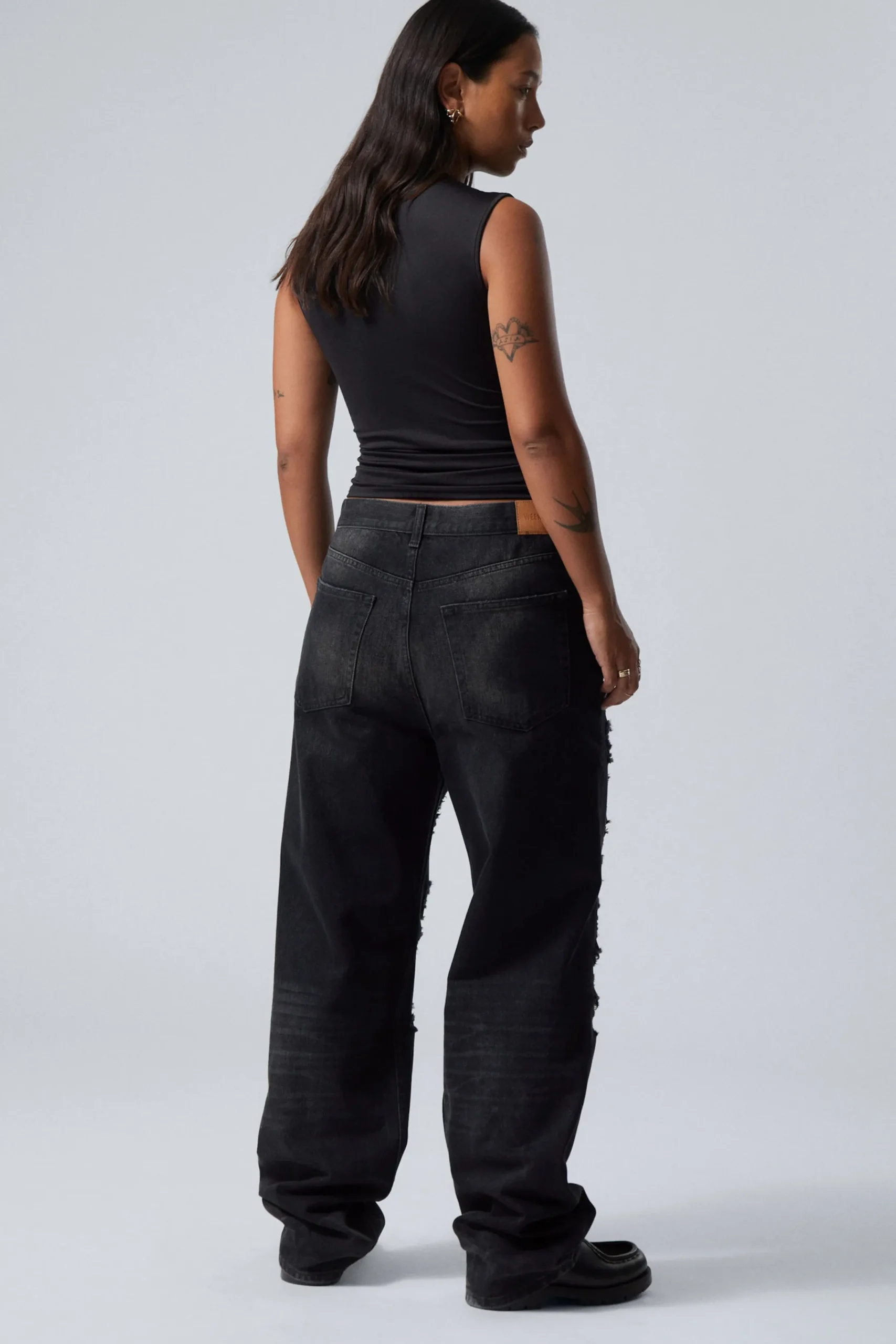 galaxy_lediga_raka_slitna_jeans_8.webp Weekday Jeans<GALAXY LEDIGA RAKA SLITNA JEANS